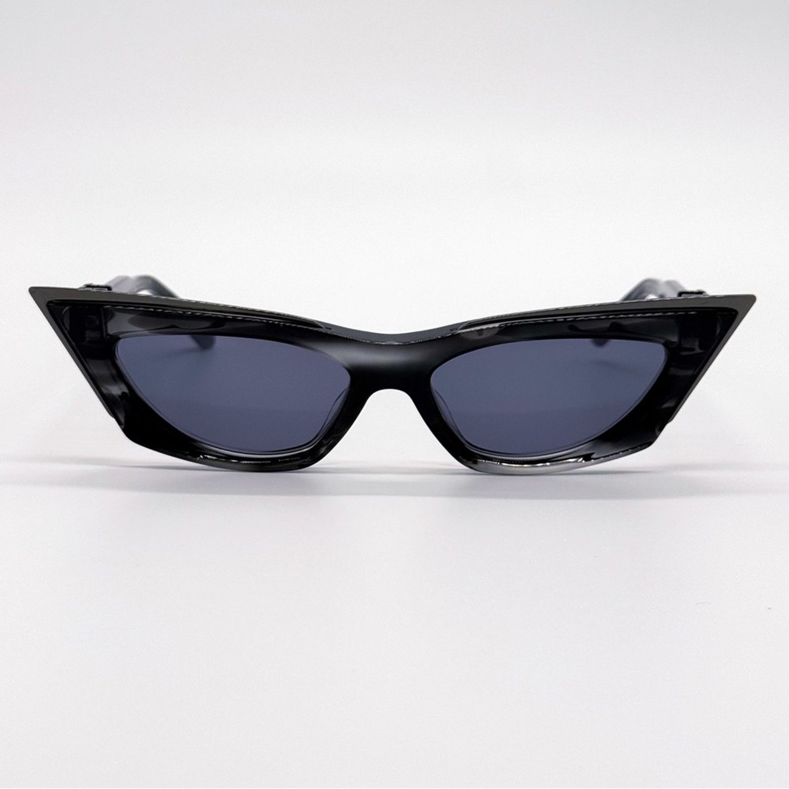 Valentino New! Valentino V GoldCut I VLS 113B Black Sunglasses Size ONE SIZE - 2 Thumbnail
