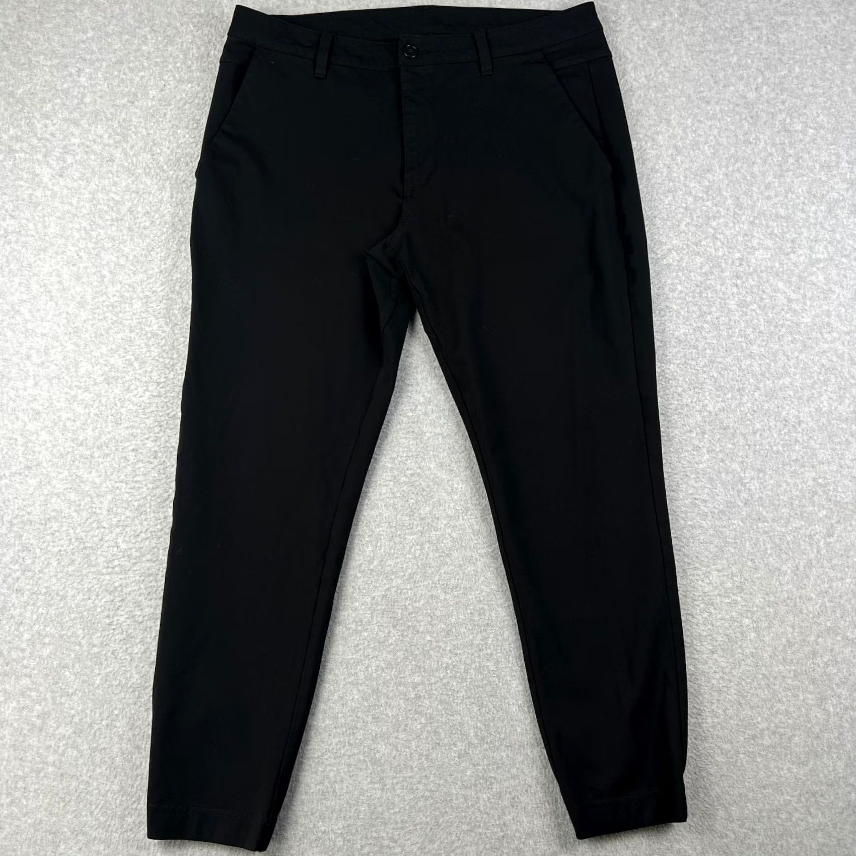 Vintage BYLT Everyday Jogger Pants Slim Fit Stretch Performance 38x28 Mens Black Golf Pants Slim Fit Stretch Mens 38 Black jogger pants Size US 38 / EU 54 - 2 Thumbnail