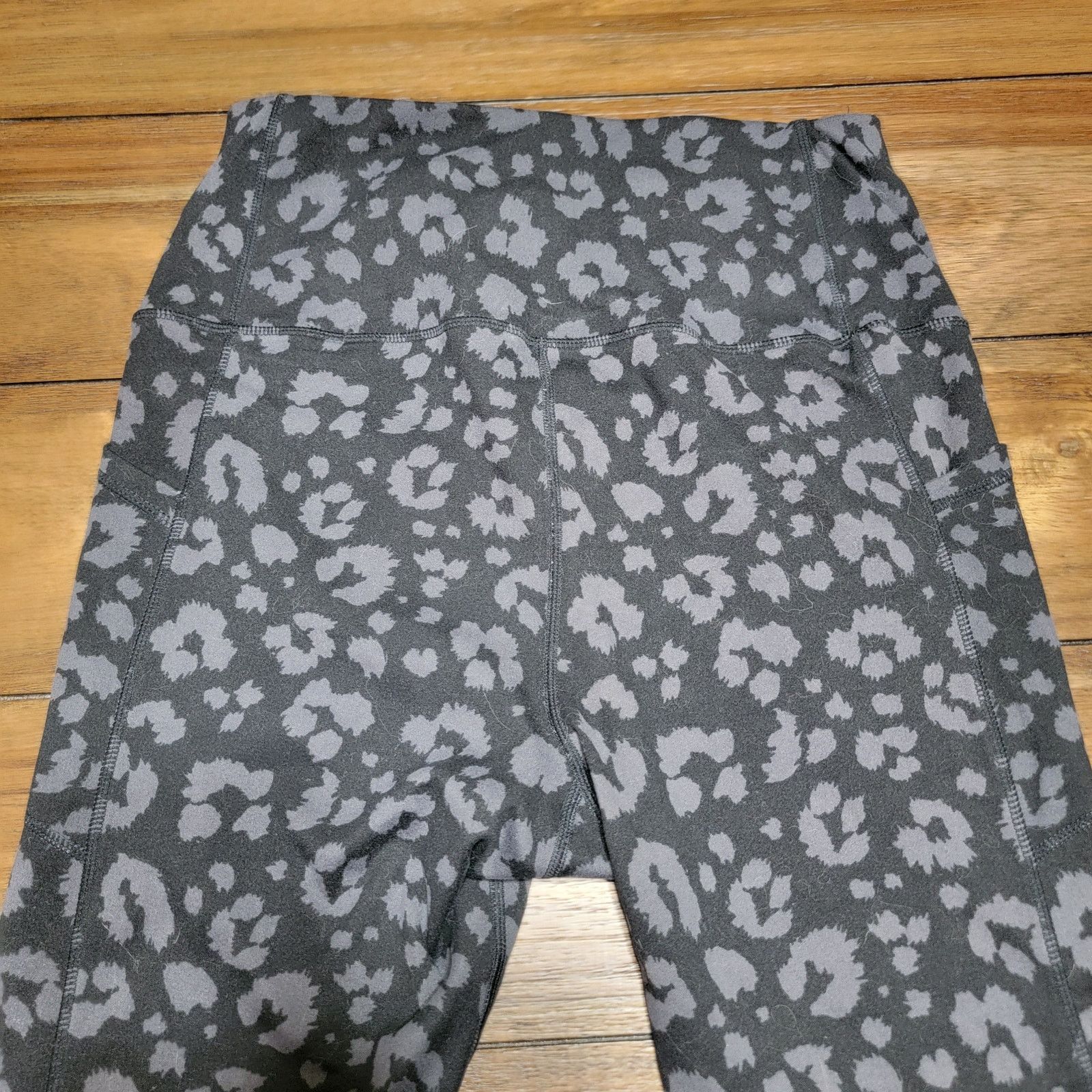 Other Rae Dunn Cheetah Print Leggings w/ Pockets "Warrior" -Medium Size 25" / US 0 / IT 36 - 4 Thumbnail