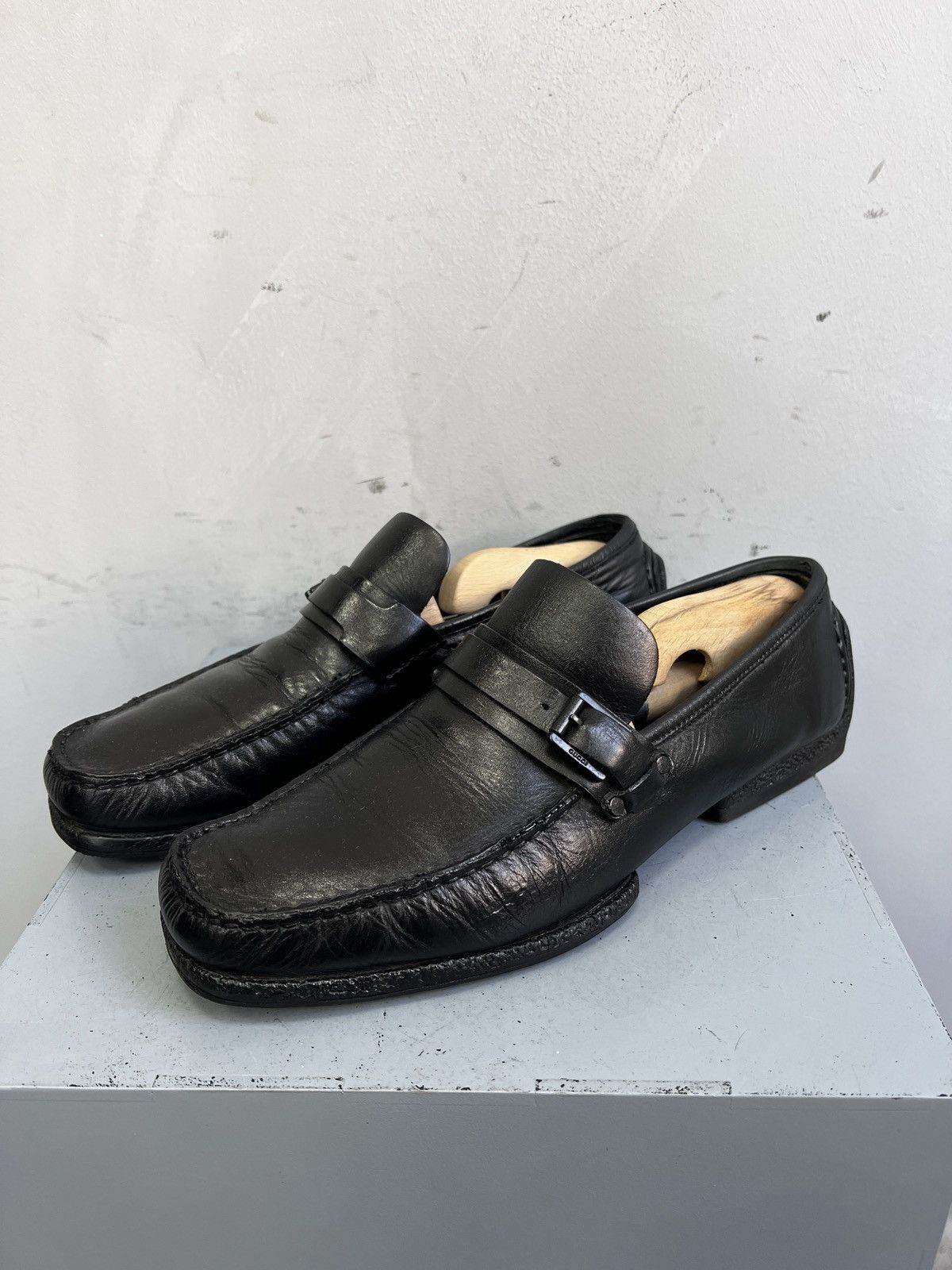 Gucci Gucci black leather loafers luxury classic designer style Size US 8.5 / EU 41-42 - 3 Thumbnail