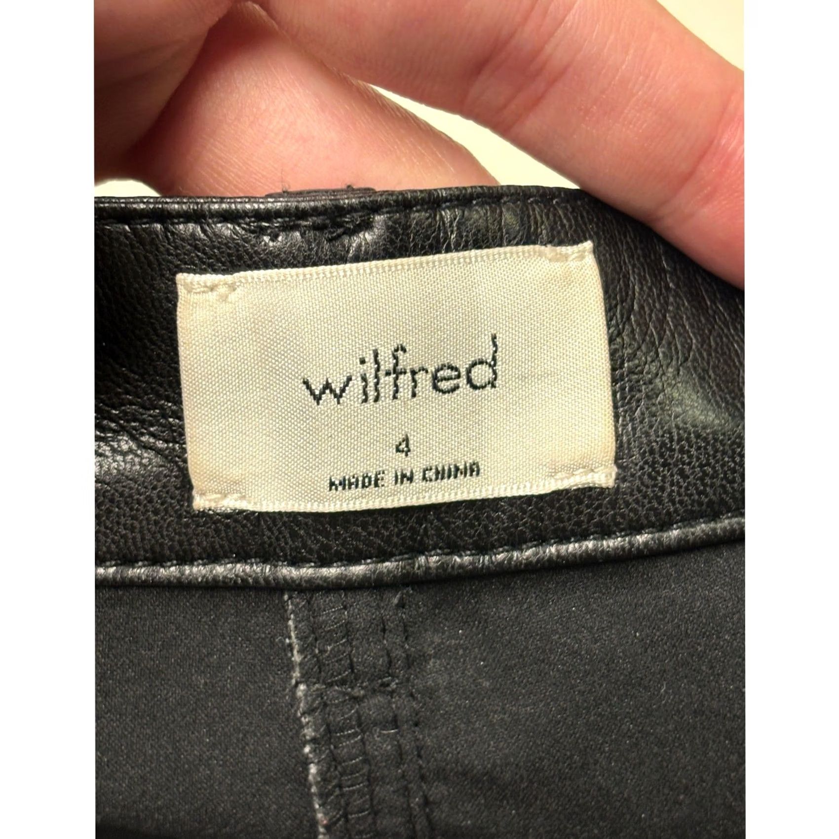 Vintage Wilfred Melina Vegan Leather High Waisted Straight Leg Pants 4 W27 L29 Black Women's Shoes? Size 27" / US 4 / IT 40 - 5 Thumbnail
