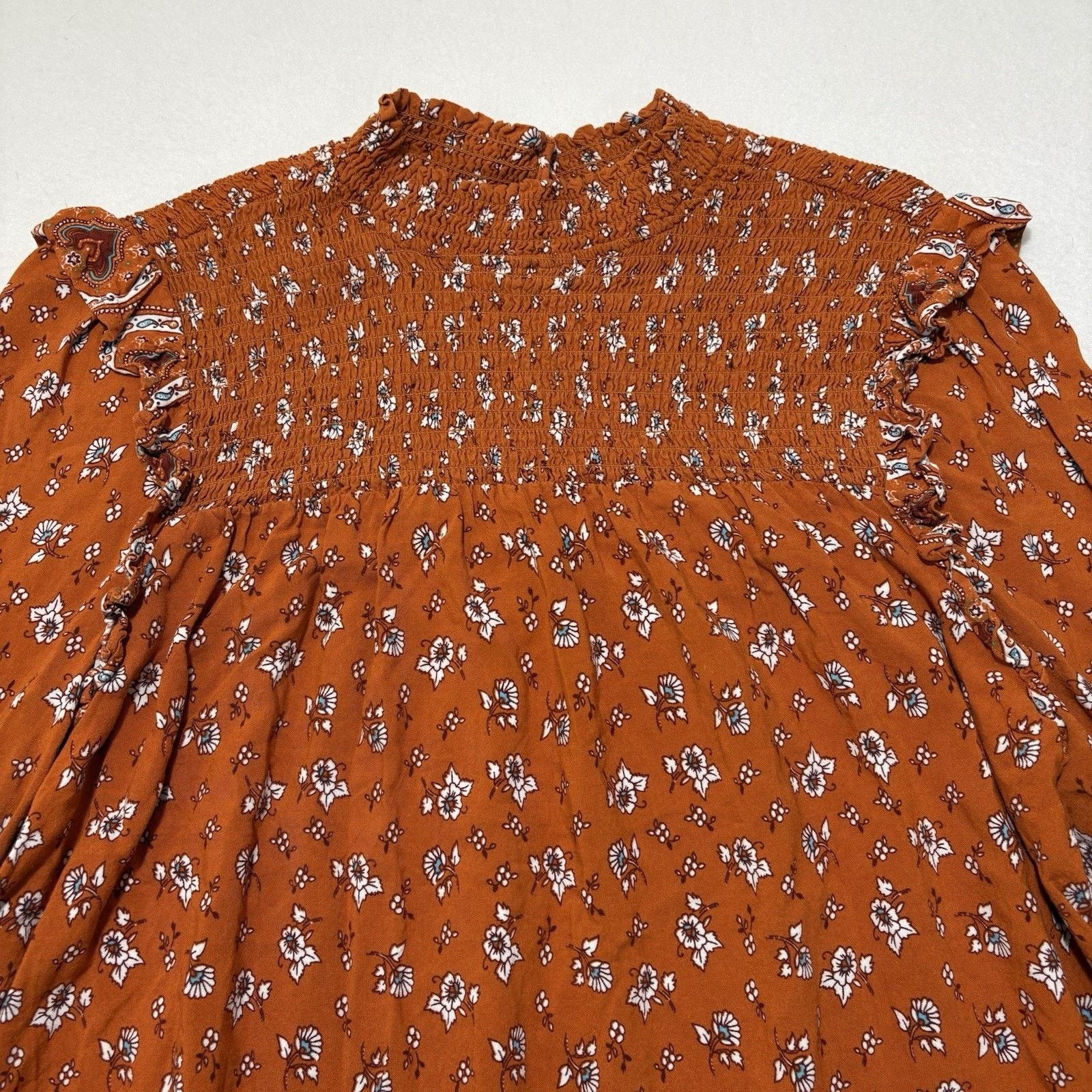 Forever 21 Foreve 21 Medium Smocked Boho Top Orange Floral Blouse Size M / US 6-8 / IT 42-44 - 2 Thumbnail