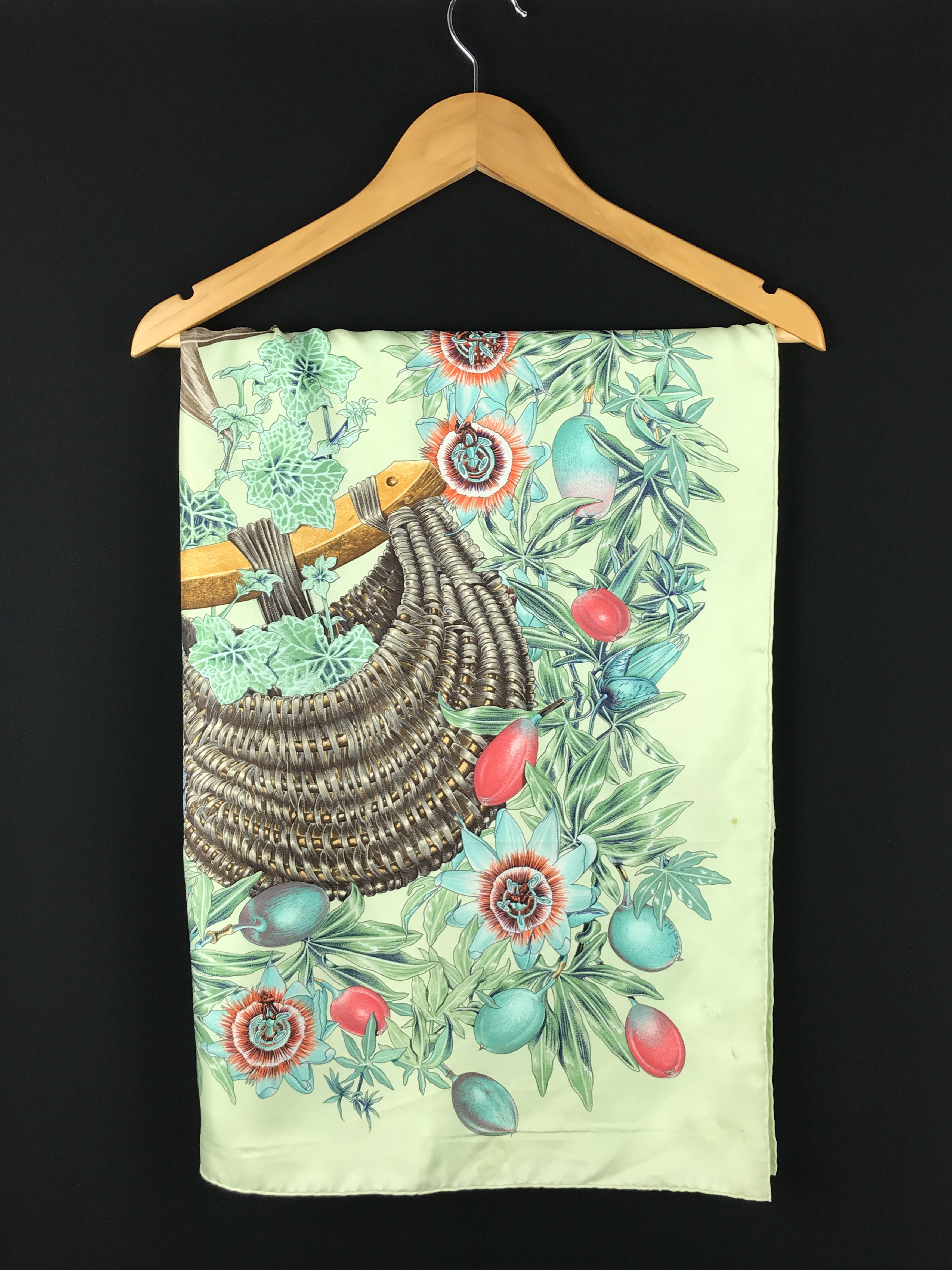 Hermes Vintage Hermes Silk Scarf With Box Size ONE SIZE - 3 Thumbnail