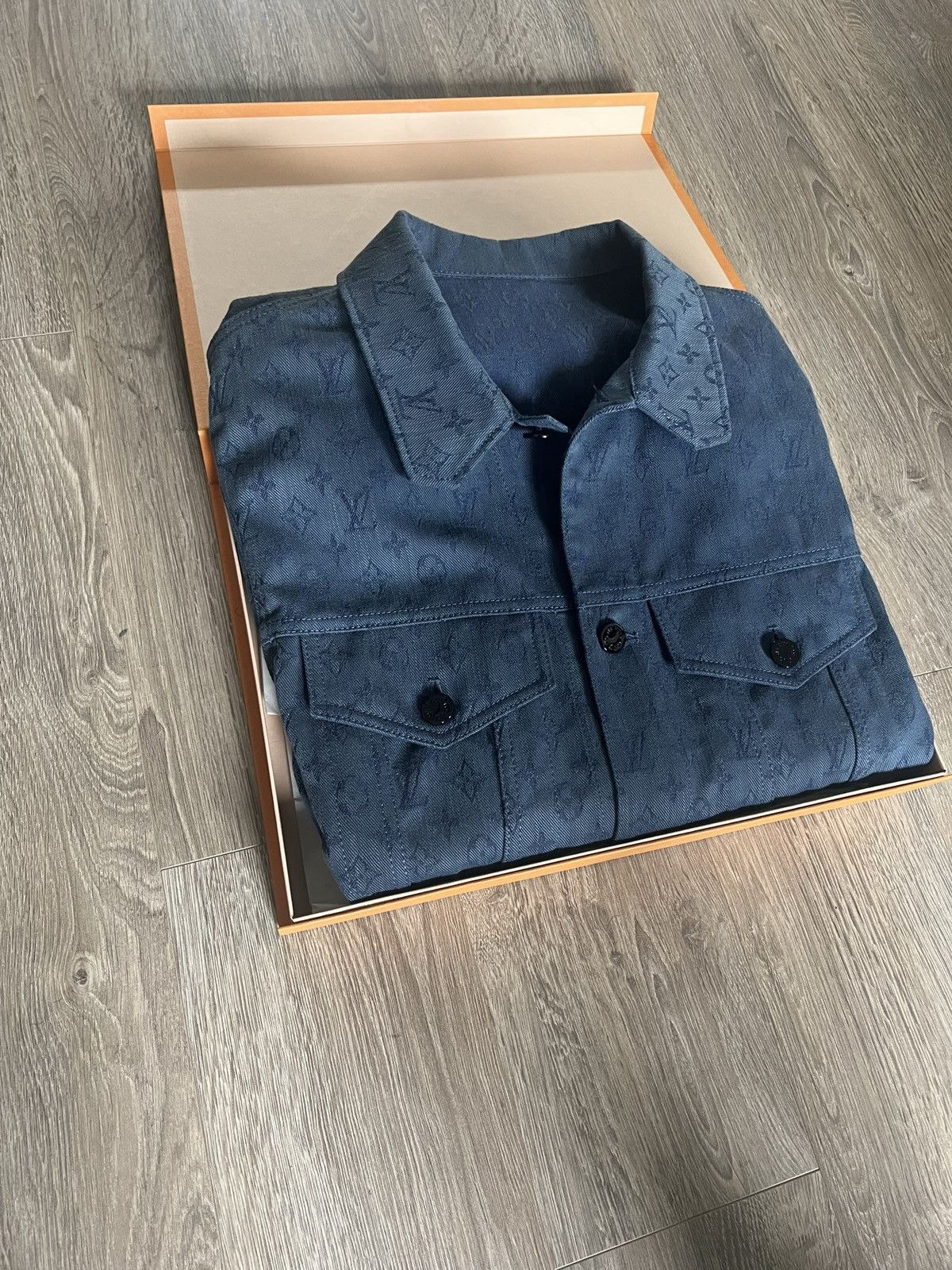 Louis Vuitton LOUIS VUITTON DENIM JACKET EU50 Size US M / EU 48-50 / 2 - 3 Thumbnail