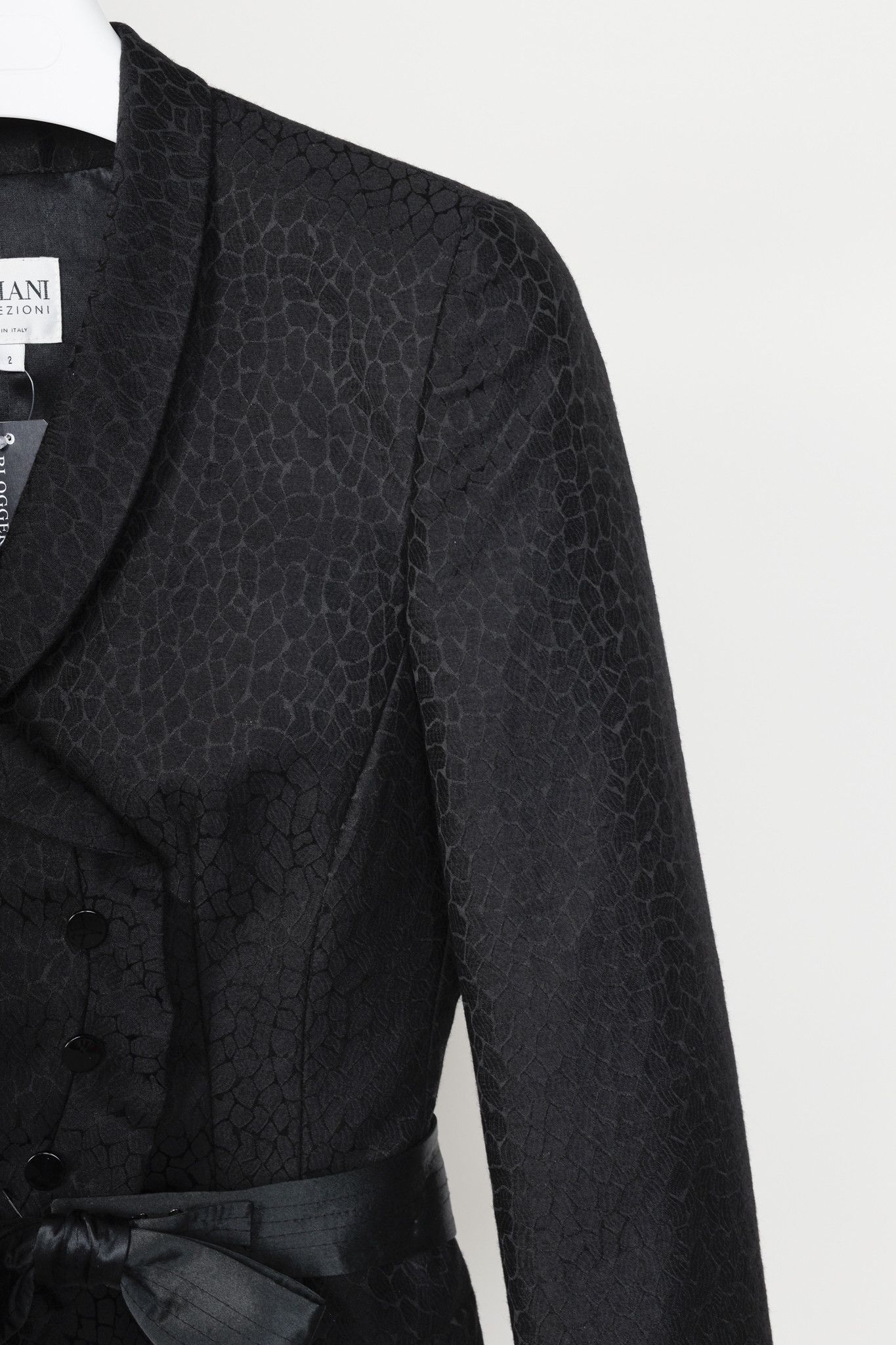 Armani Collezioni Armani Collezioni Textured Tuxedo Bow Jacket Size XS / US 0-2 / IT 36-38 - 5 Thumbnail