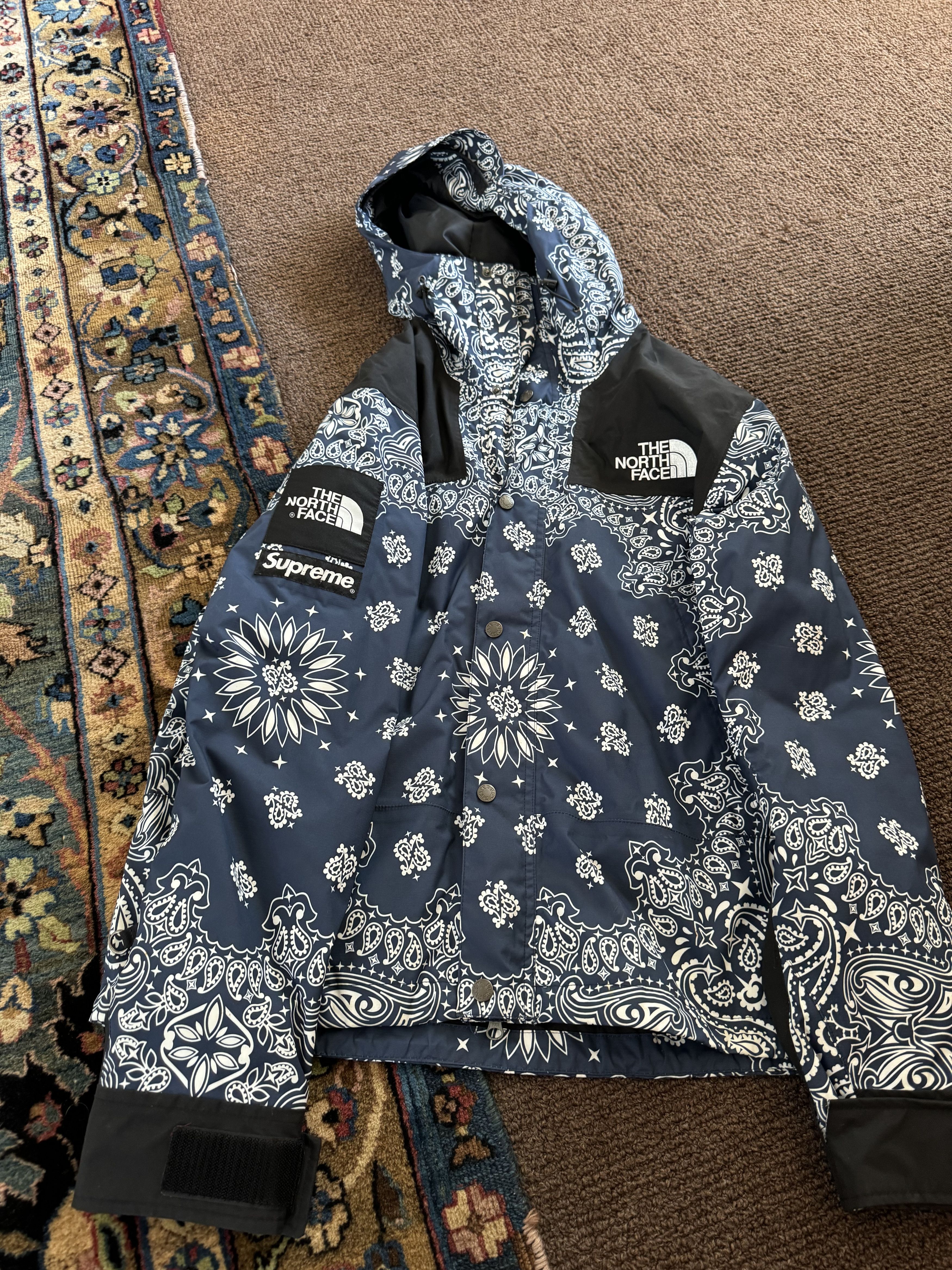 Supreme the north face bandana mountain jacket navy online