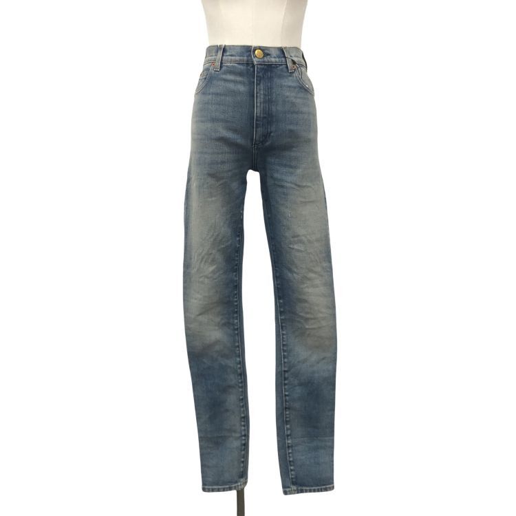 Gucci Gucci Strawberry Embroidery Denim Jeans Size 24 Size 24" / US 00 / IT 34 - 1 Thumbnail