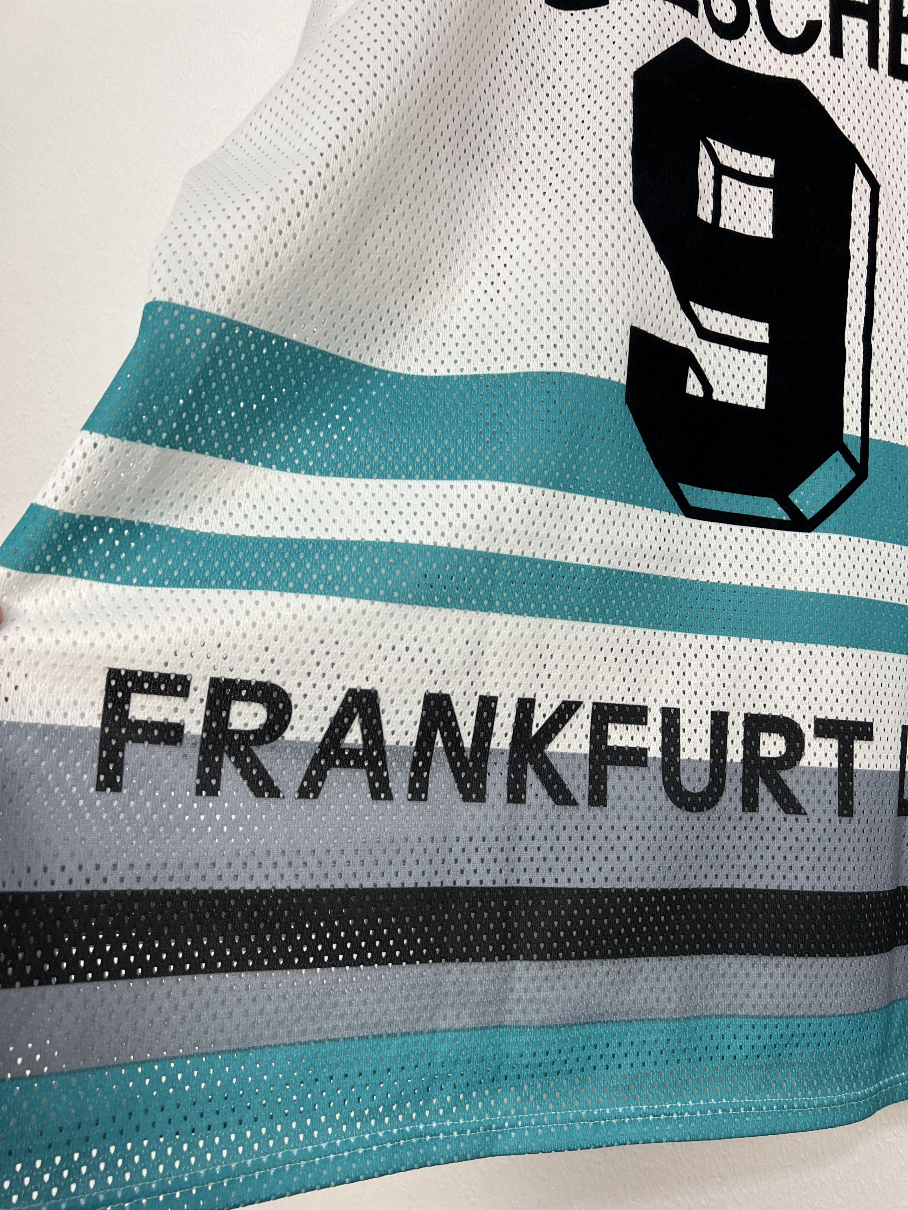 Vintage Vintage 90's Frankfurt Lions Ice Hockey #9 Ziesche Size US XL / EU 56 / 4 - 15 Thumbnail