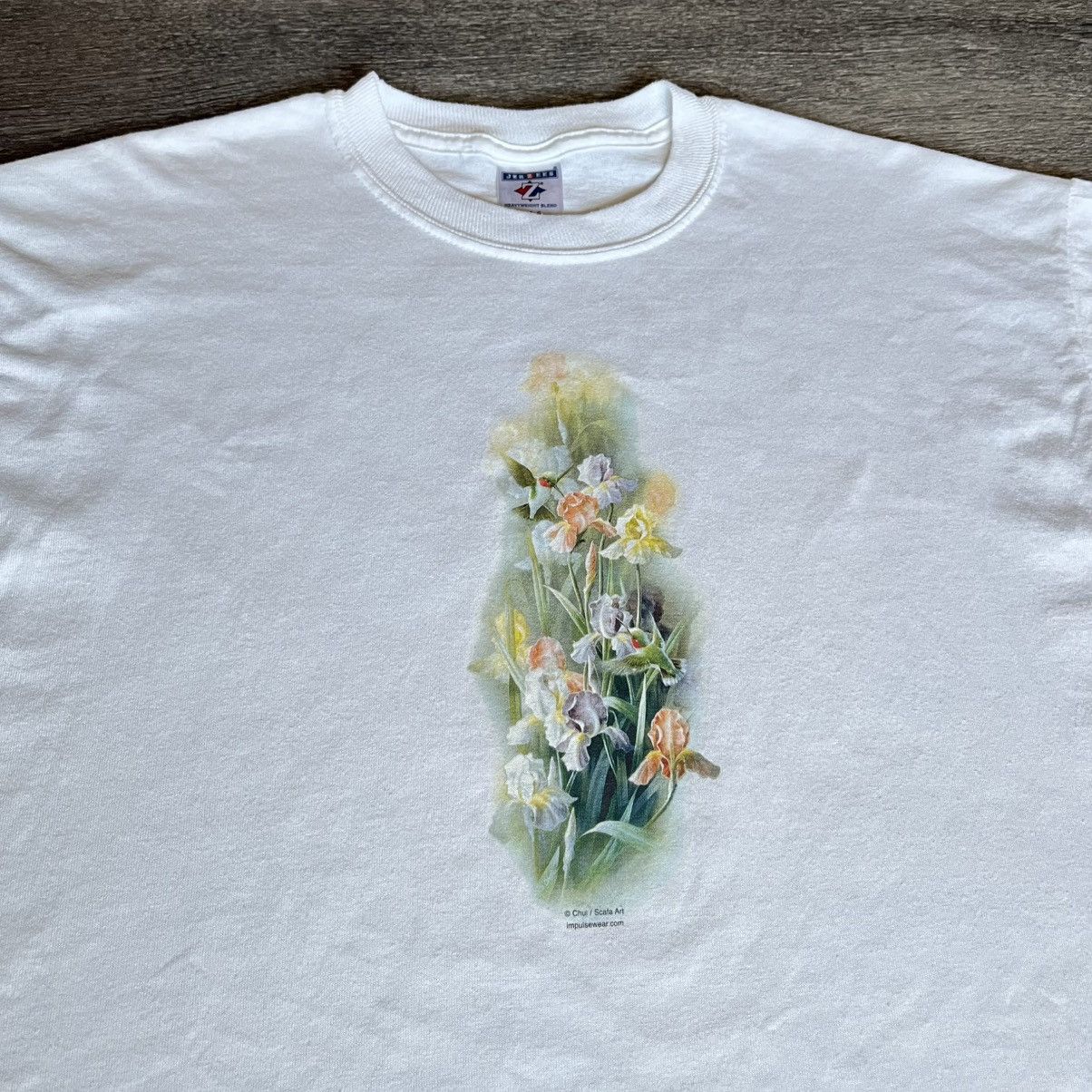 Vintage Vintage 2000s T.C. Chui Hummingbirds and Lilies Flowers Tee Size US L / EU 52-54 / 3 - 1 Thumbnail