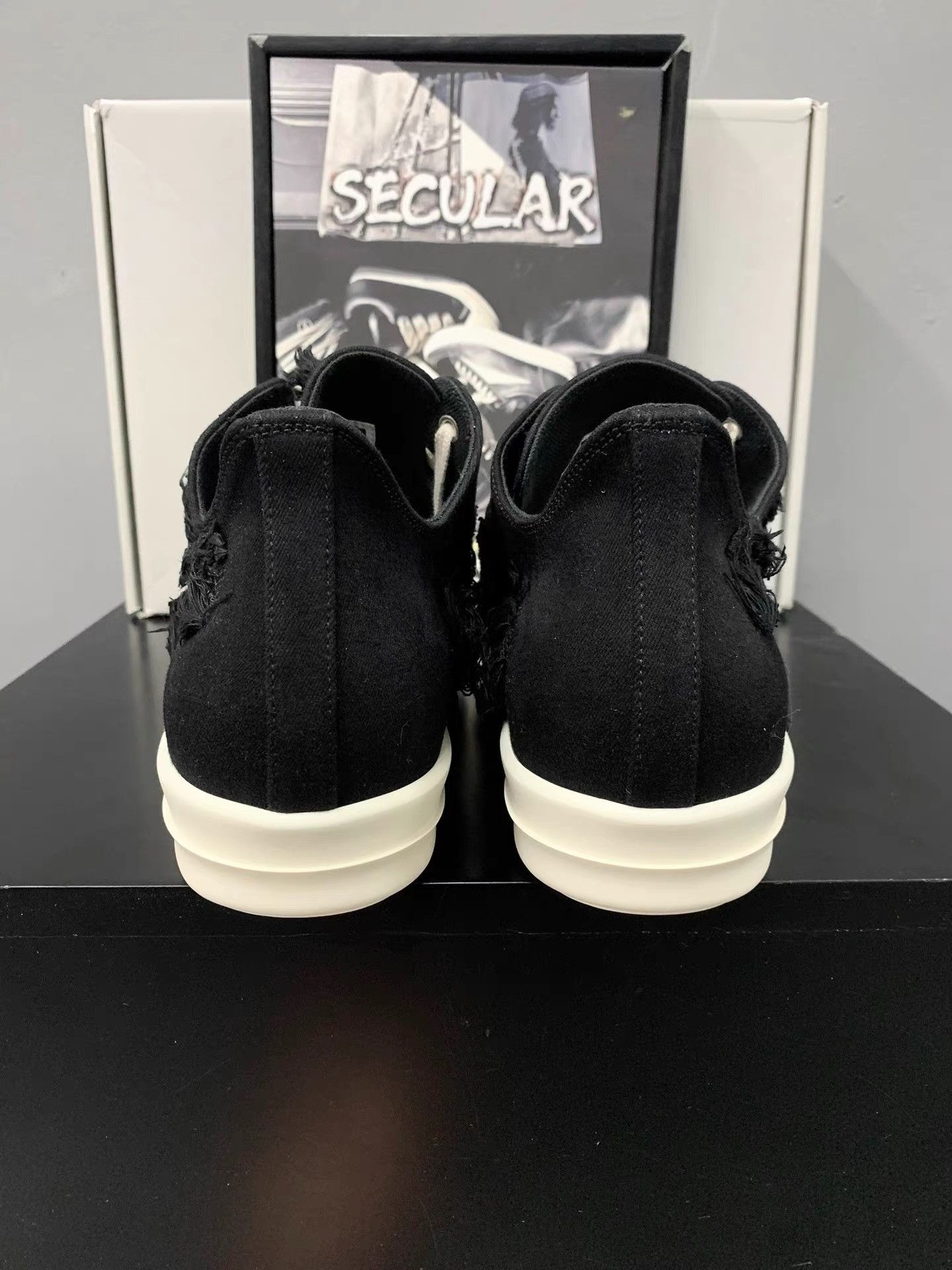 Rick Owens Rick Owens 22SS Slashed Distorted Low Sneakers K34 Size US 7 / EU 40 - 7 Thumbnail