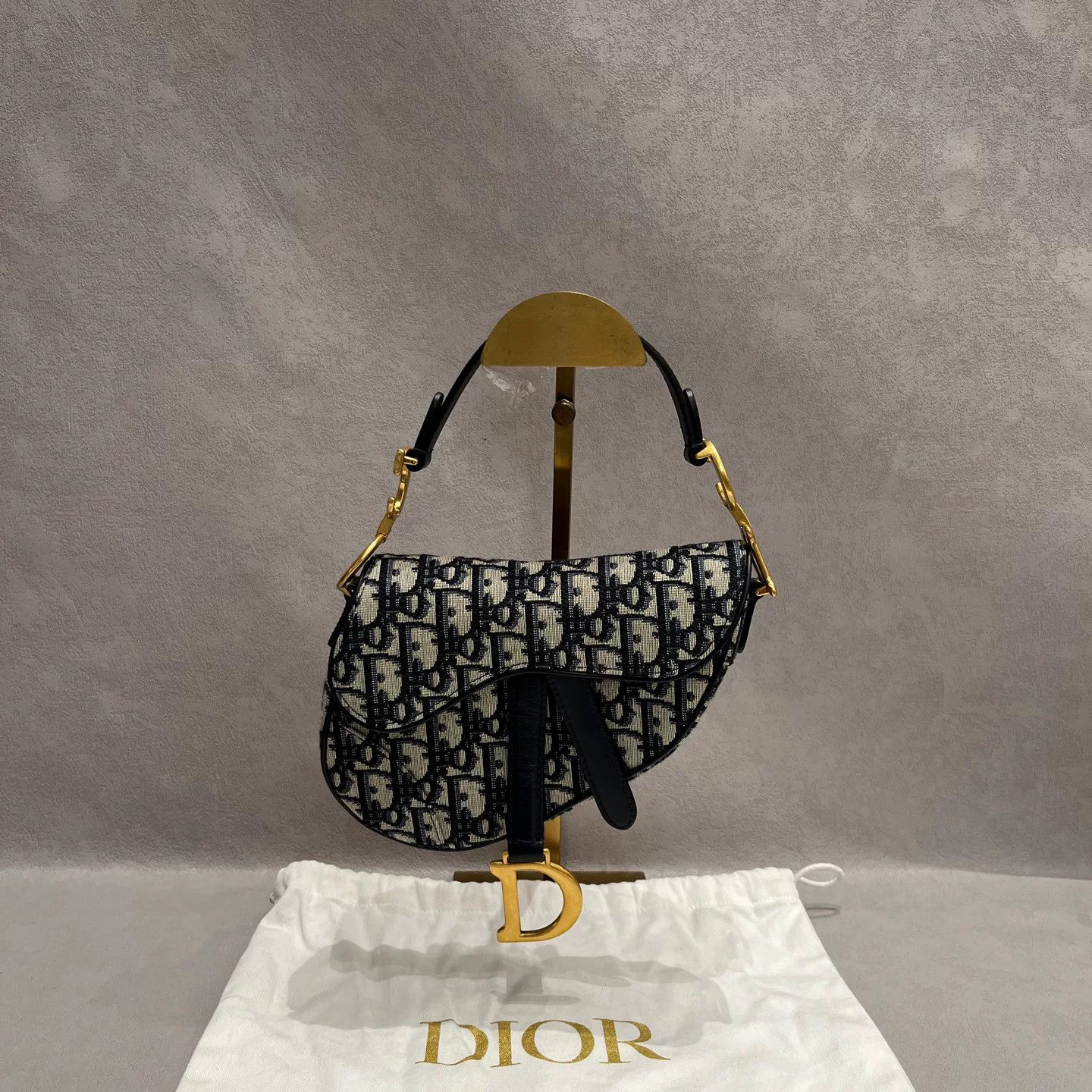 Dior Pre-loved Bag Very good condition Size ONE SIZE - 1 Thumbnail
