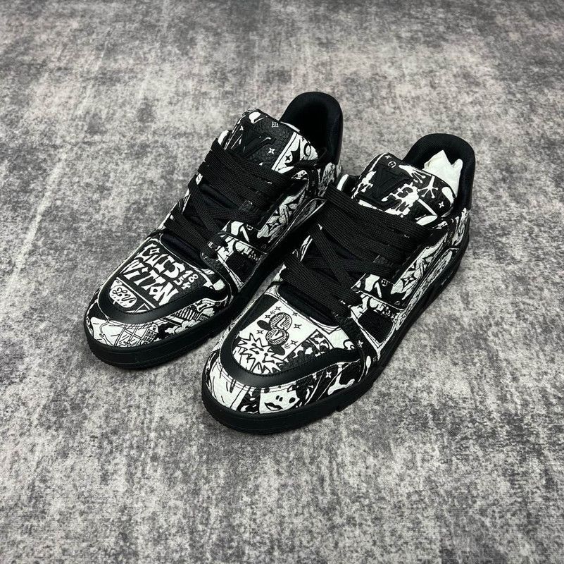Louis Vuitton Louis Vuitton Trainer Low Top Sneakers in Black and White 0079 Size US 8.5 / EU 41-42 - 1 Thumbnail