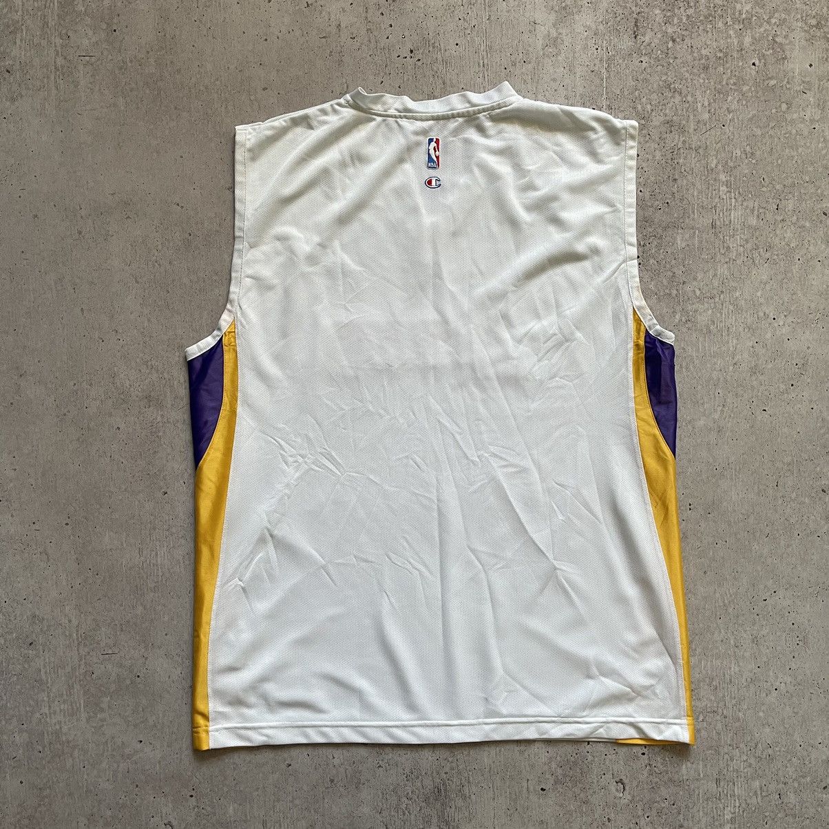 Champion × NBA × Vintage Lakers Champion vintage jersey NBA Size US XL / EU 56 / 4 - 5 Thumbnail