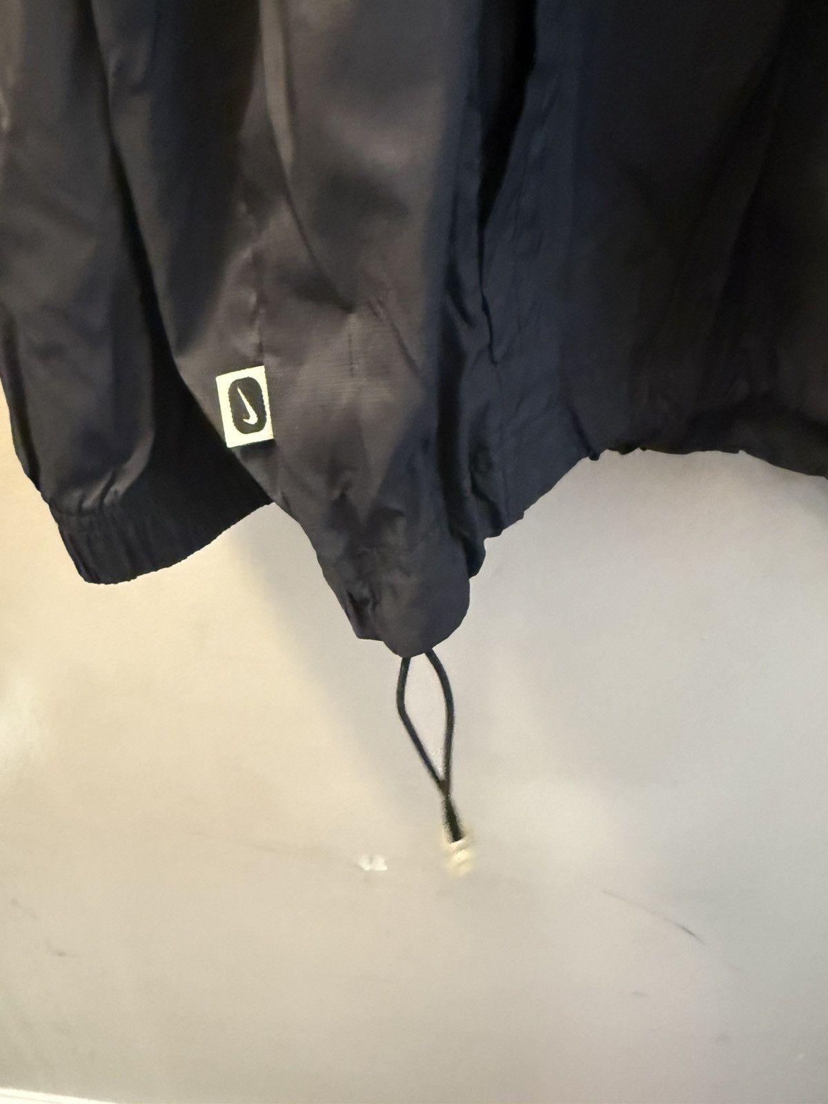 Nike Vintage Nike Windbreaker Black & Yellow Size US XL / EU 56 / 4 - 4 Thumbnail