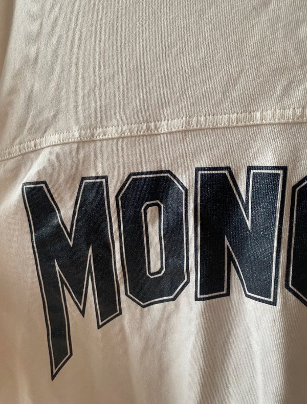 Moncler T-Shirt Moncler Off-white Printed Size US L / EU 52-54 / 3 - 5 Thumbnail
