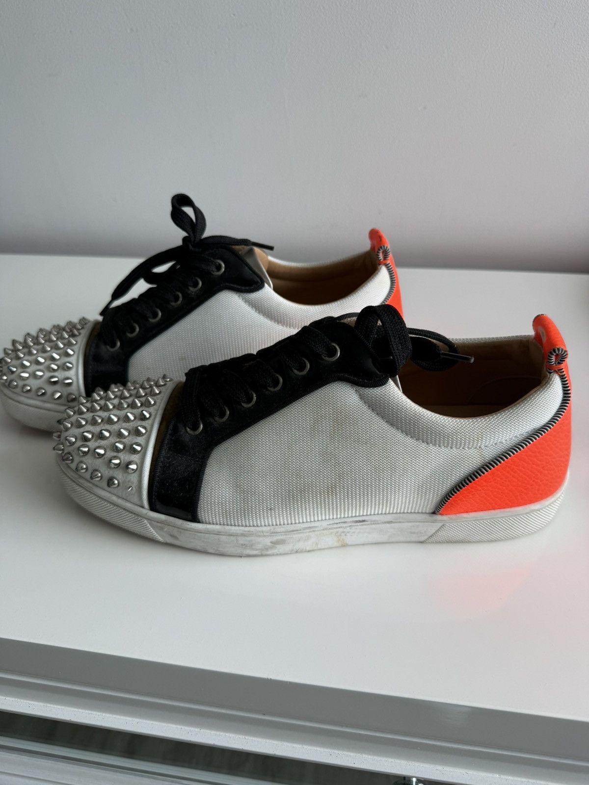 Christian Louboutin Christian Louboutin Louis Junior Spikes Low Top Sneakers Size US 10 / EU 43 - 6 Thumbnail