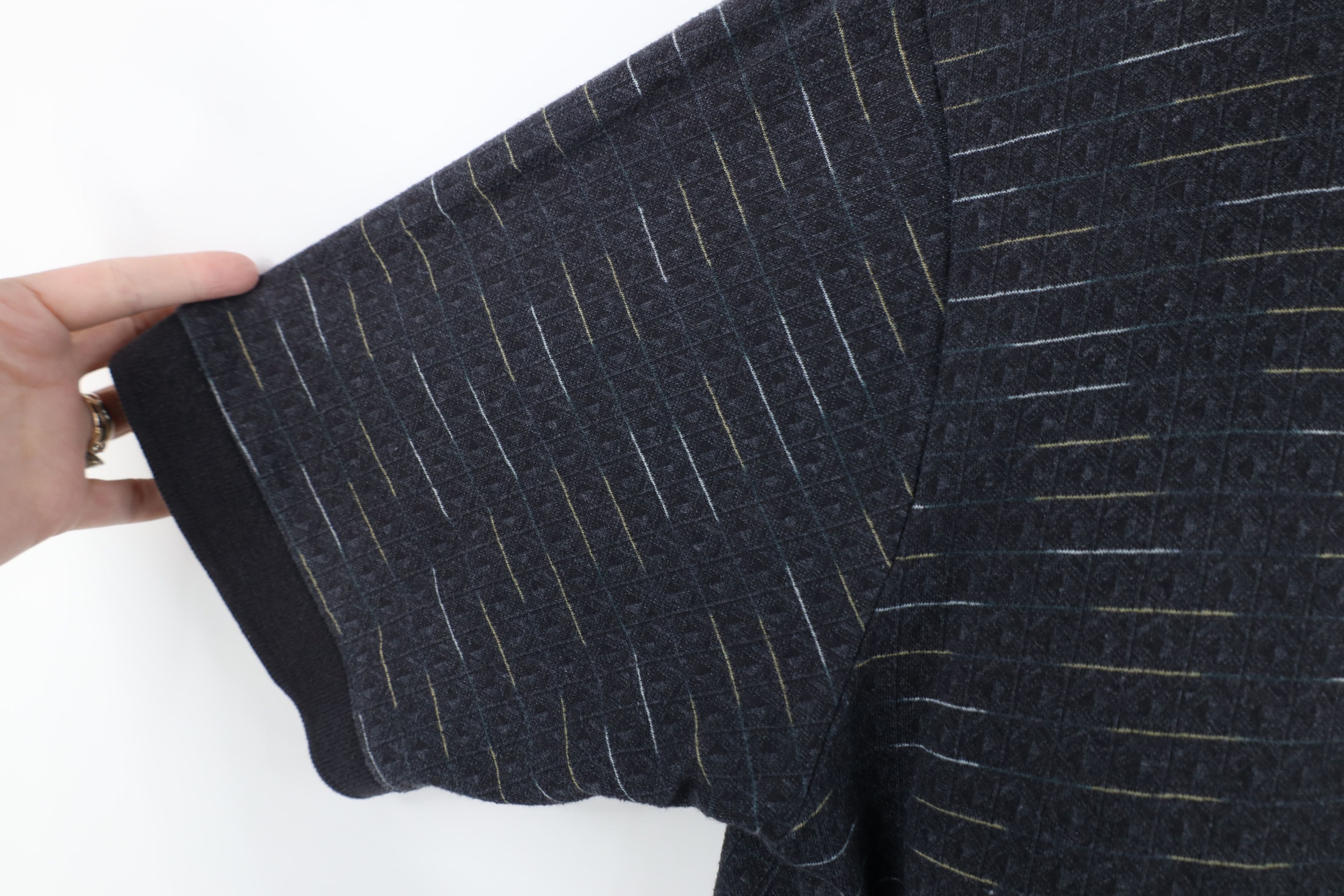 Vintage Vintage 90s Streetwear Geometric Knit Pullover Polo Shirt Size US M / EU 48-50 / 2 - 7 Thumbnail