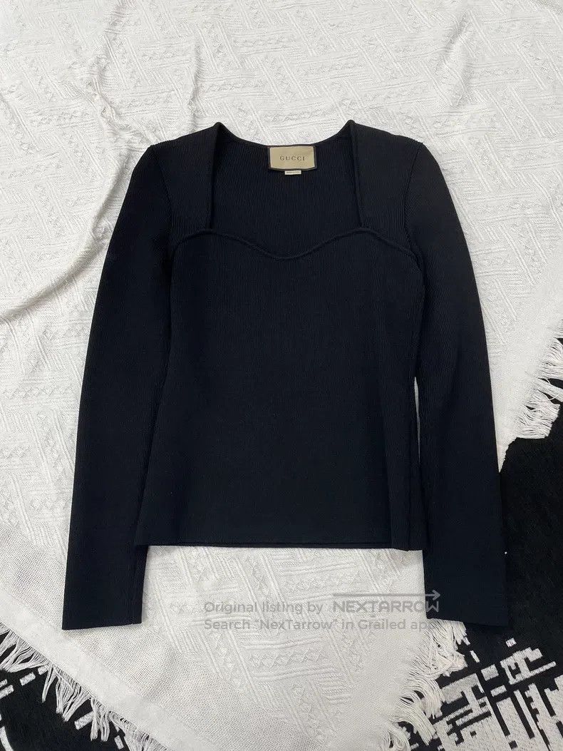 Gucci Gucci Black long sleeves Size M / US 6-8 / IT 42-44 - 1 Thumbnail