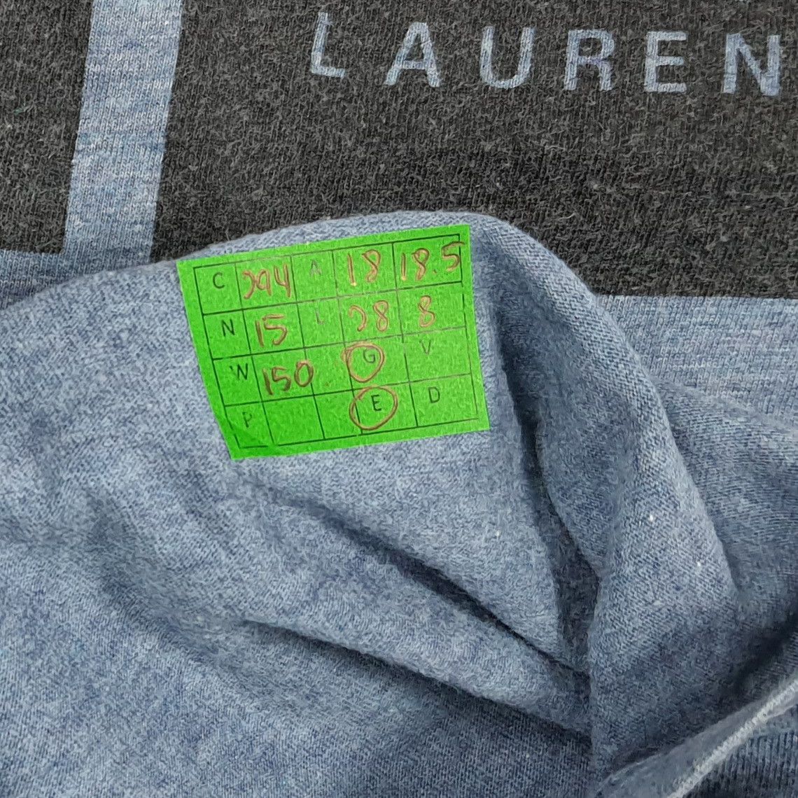 Yves Saint Laurent Vintage YSL Yves Saint Laurent Tshirt C294N15 Size US S / EU 44-46 / 1 - 7 Thumbnail