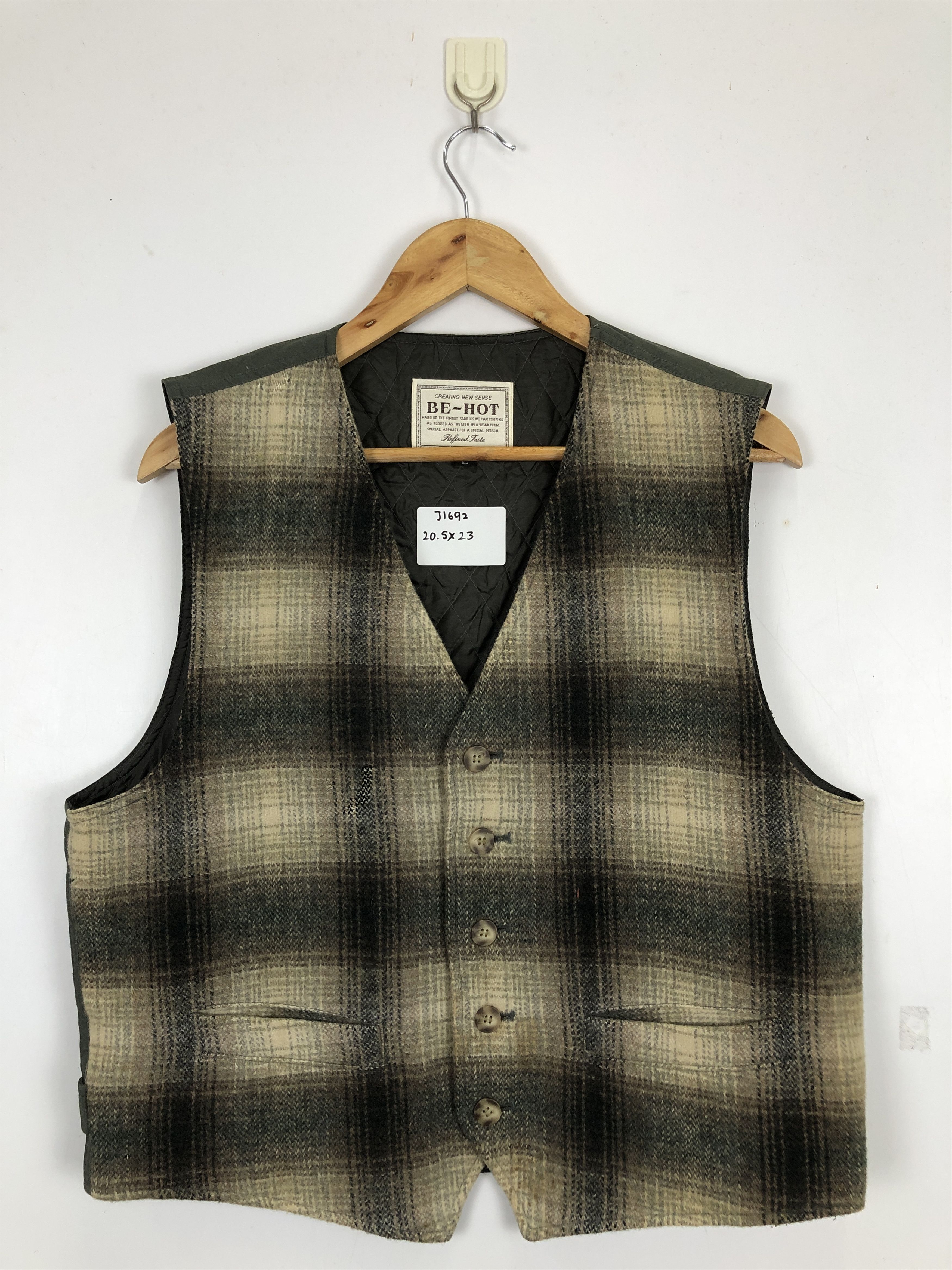Japanese Brand Vintage Japanese Brand Shadow Plaid Button Up Vest J1692 Size US L / EU 52-54 / 3 - 1 Thumbnail