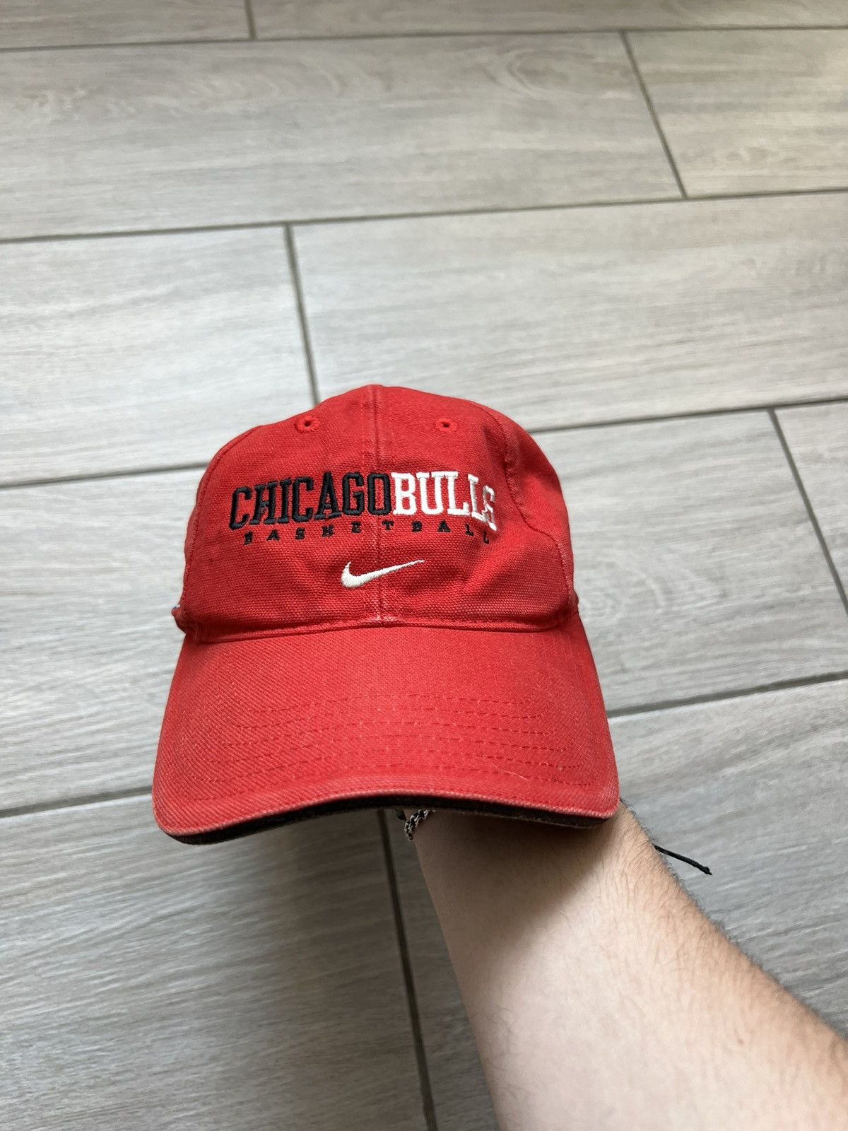 NBA Chicago Bulls Nike Hat Red Cap Vintage Y2K Size ONE SIZE - 2 Thumbnail