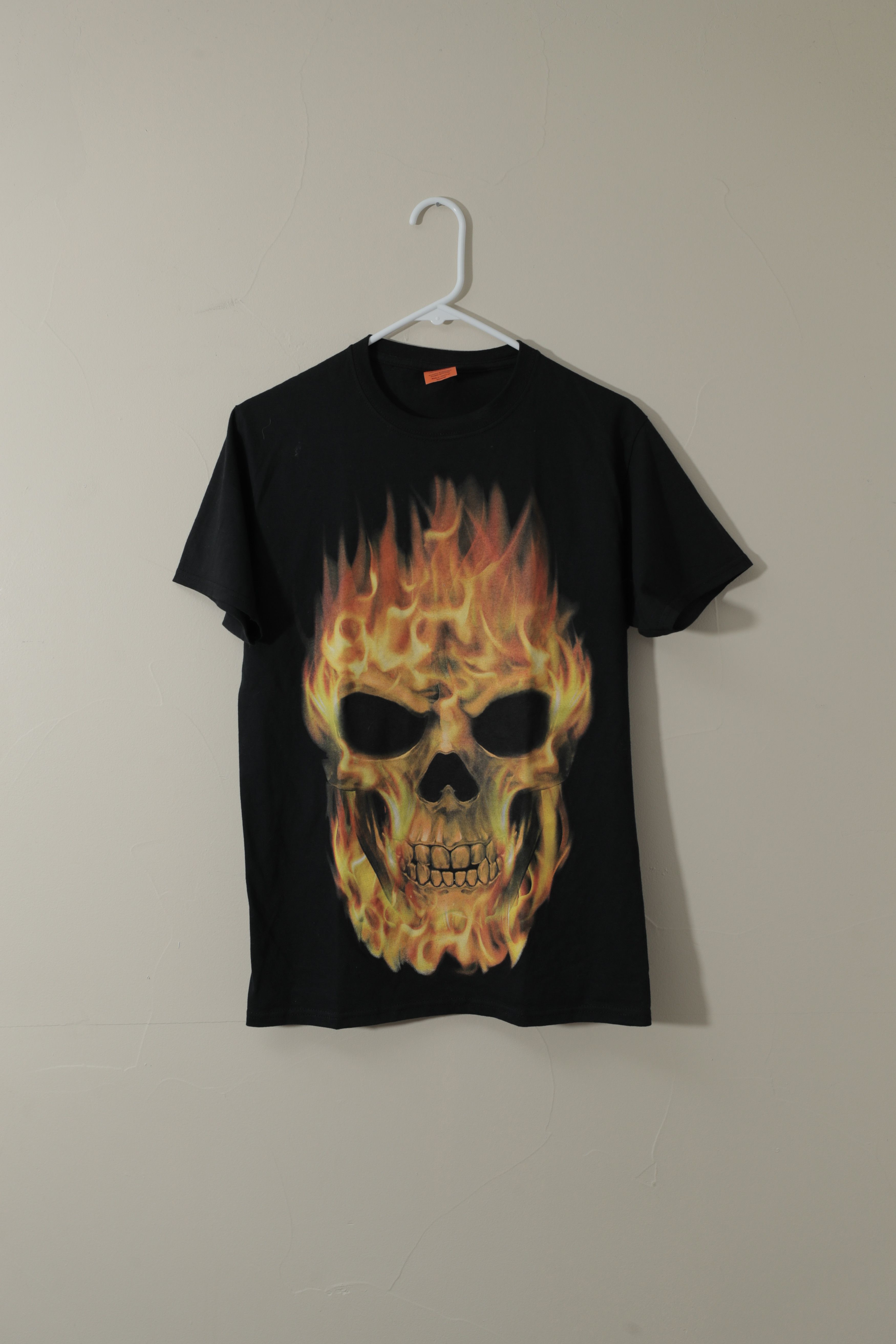 Other Happy Halloween Flaming Skull Shirt (S) Size US S / EU 44-46 / 1 - 1 Thumbnail