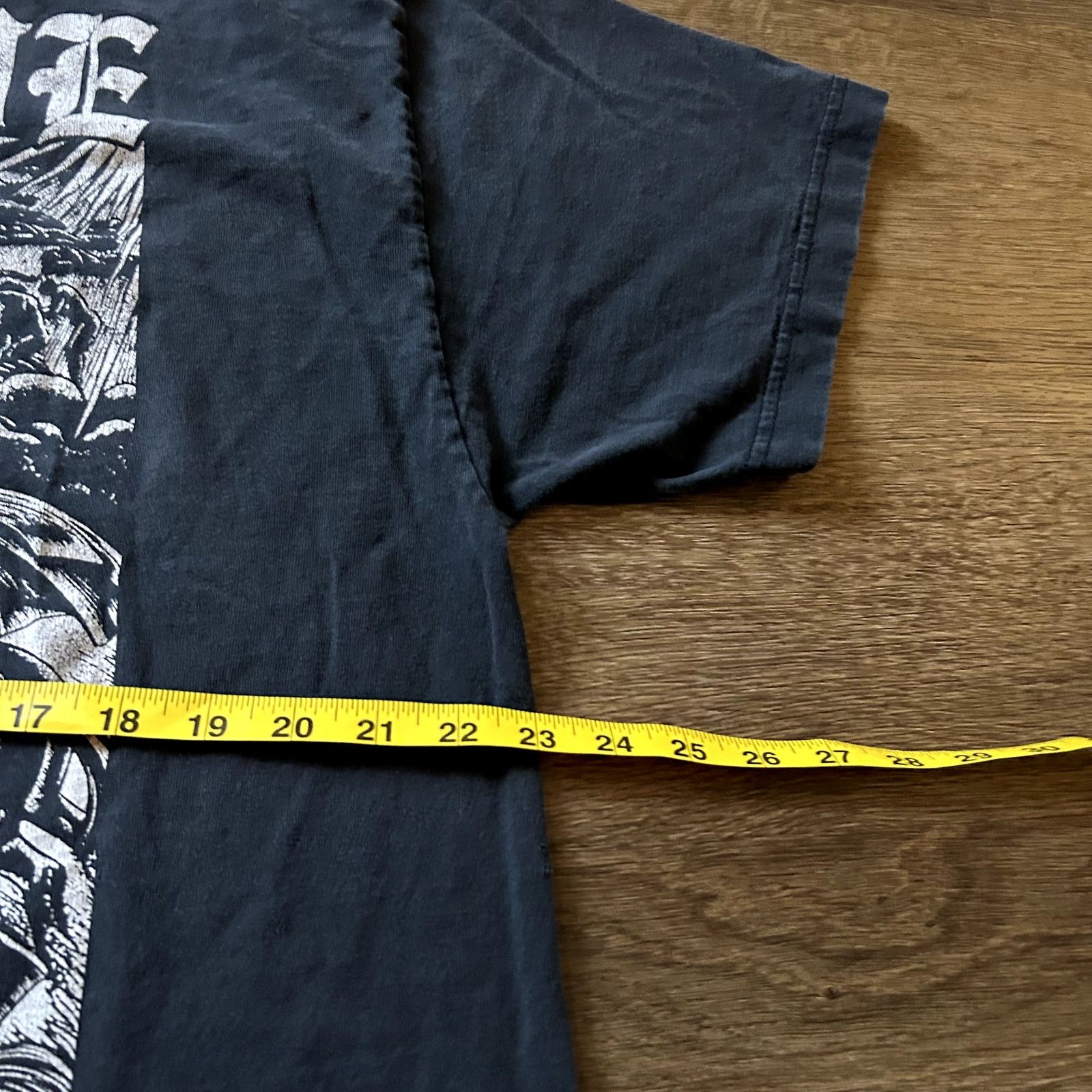 Other No Love For the World: Lifeless Tee Size US L / EU 52-54 / 3 - 4 Thumbnail