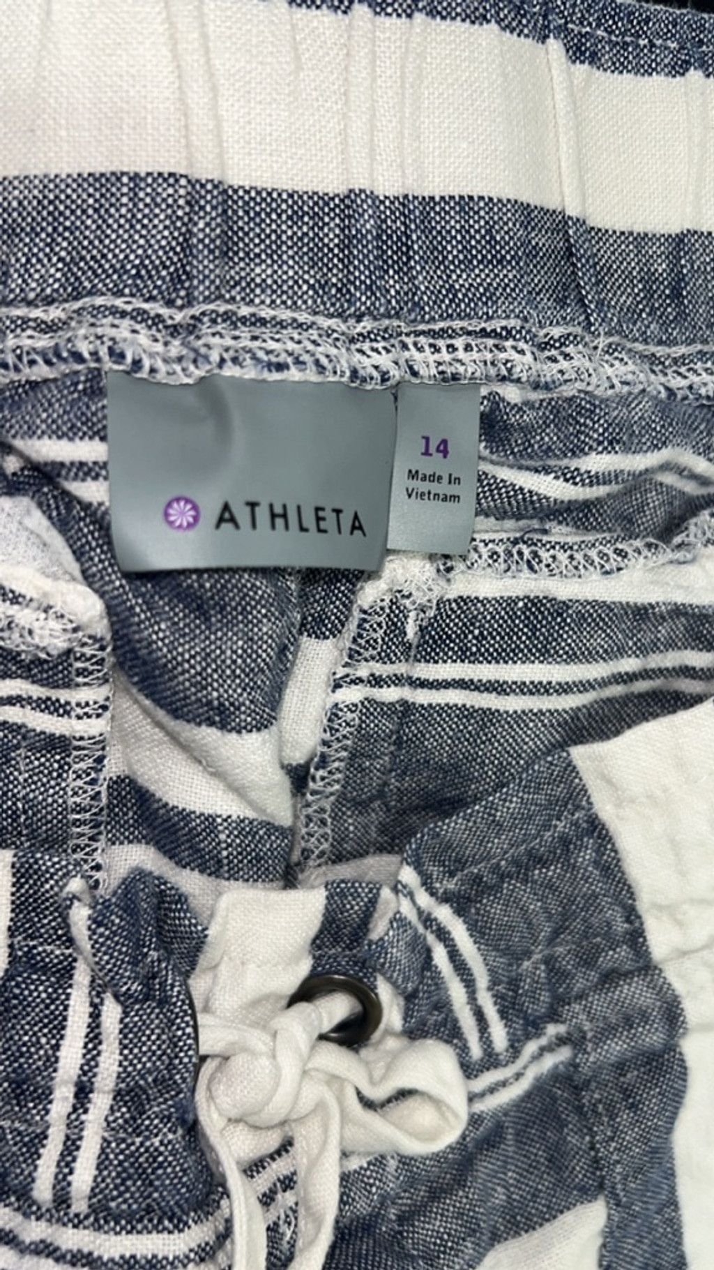 Athleta Athlete shorts s 14 linen Size 36" / US 14 / IT 50 - 4 Thumbnail