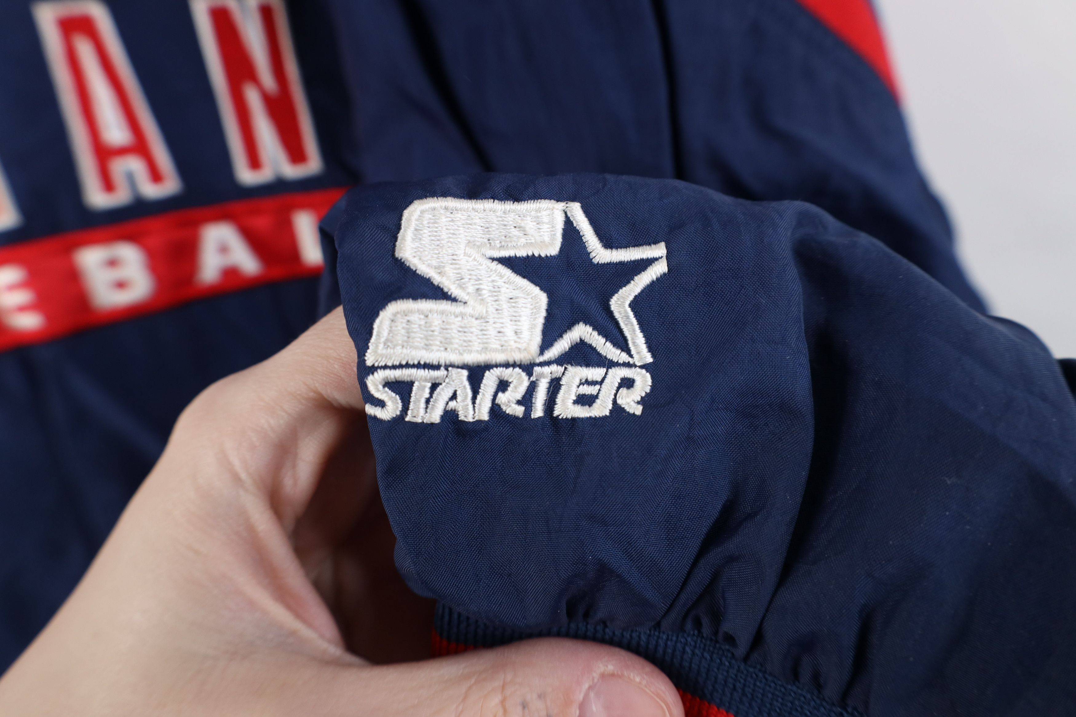 Starter Vintage 90s Starter Cleveland Indians Windbreaker Jacket Size US XL / EU 56 / 4 - 6 Thumbnail