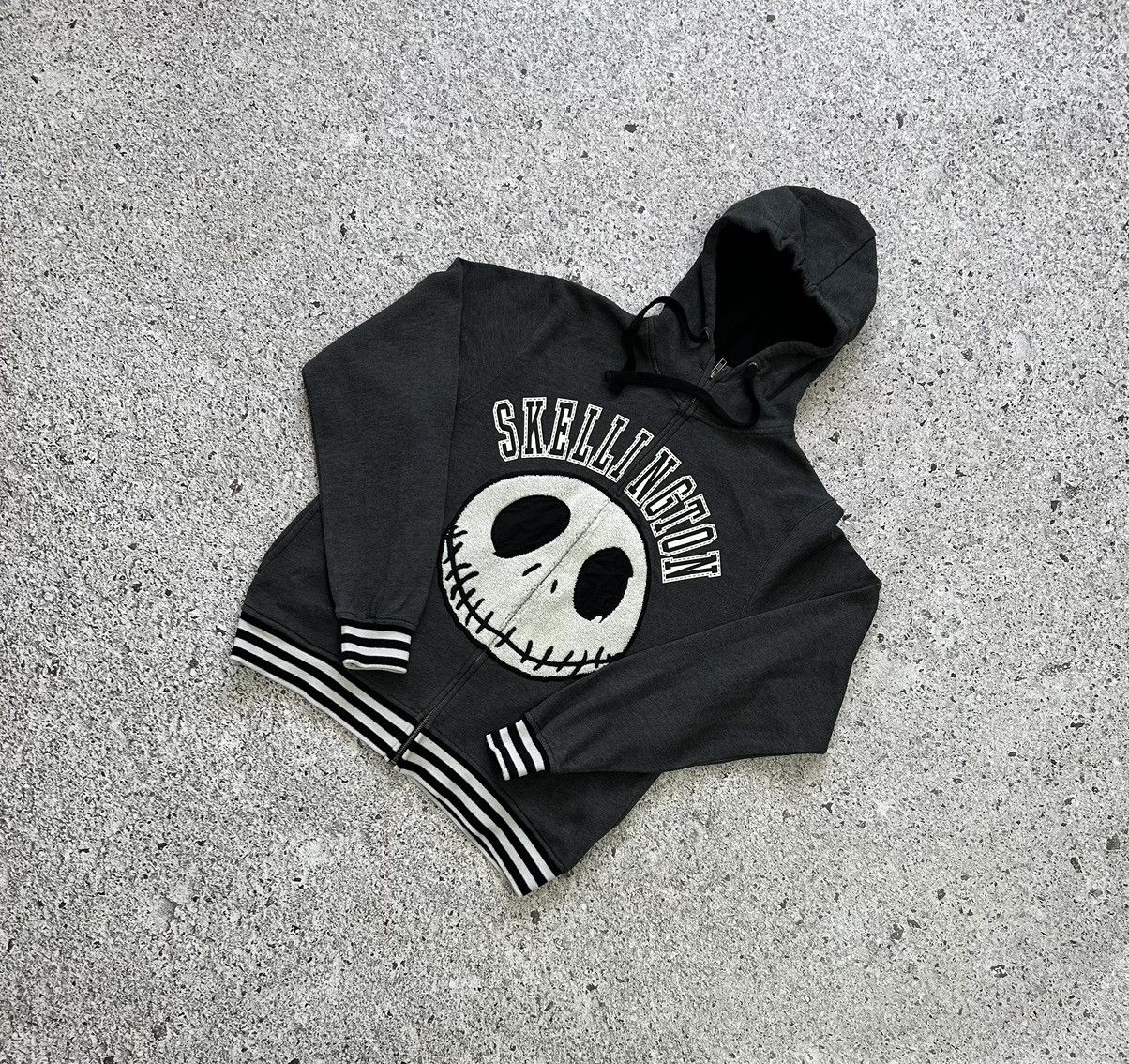 Anime × Cartoon Network × Expert Horror Tim Burtons Disney The Nightmare Before Christmas hoodie Size US S / EU 44-46 / 1 - 1 Thumbnail