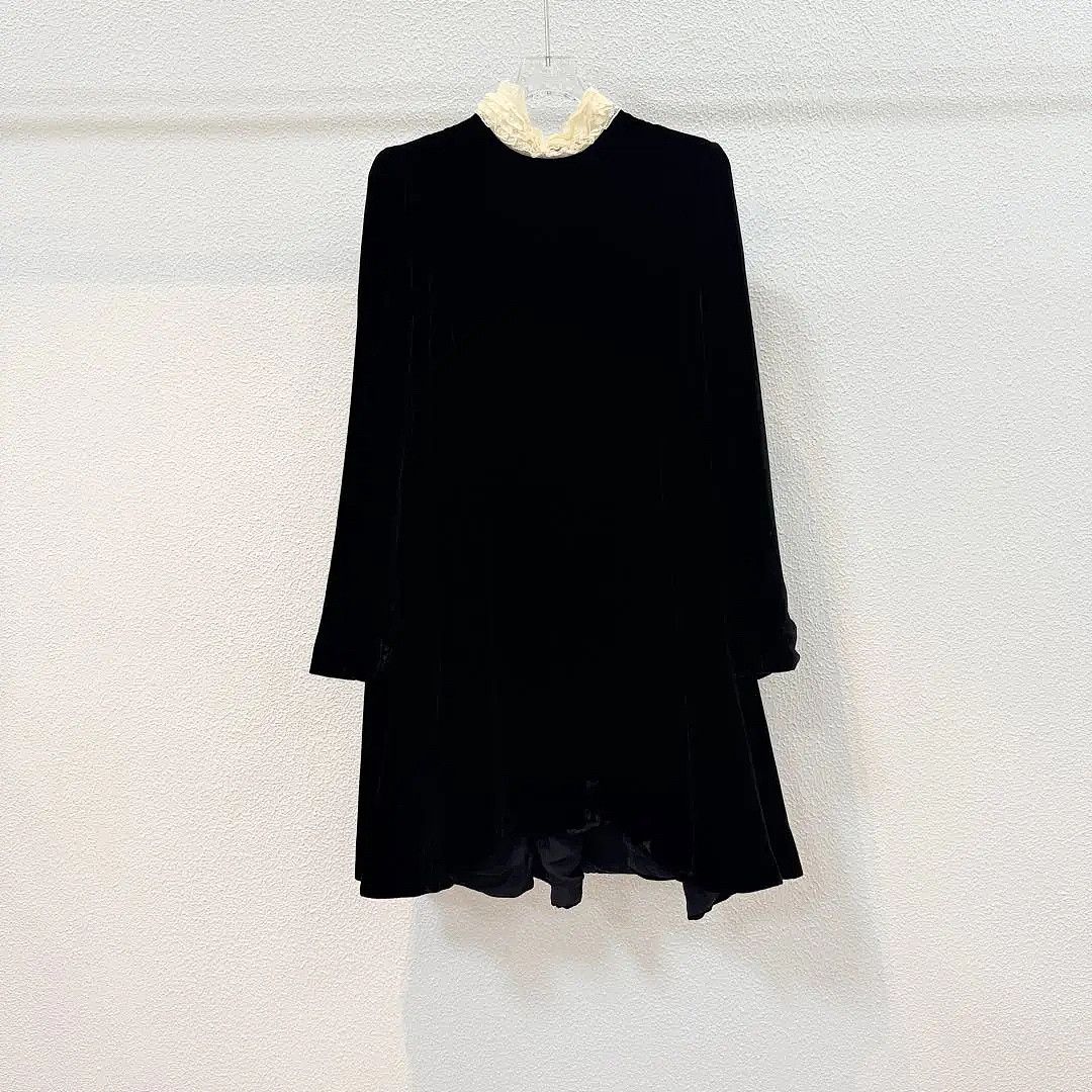 Dior Dior Velvet Lace Collar Mini Dress Size 36 Size XS / US 0-2 / IT 36-38 - 1 Thumbnail