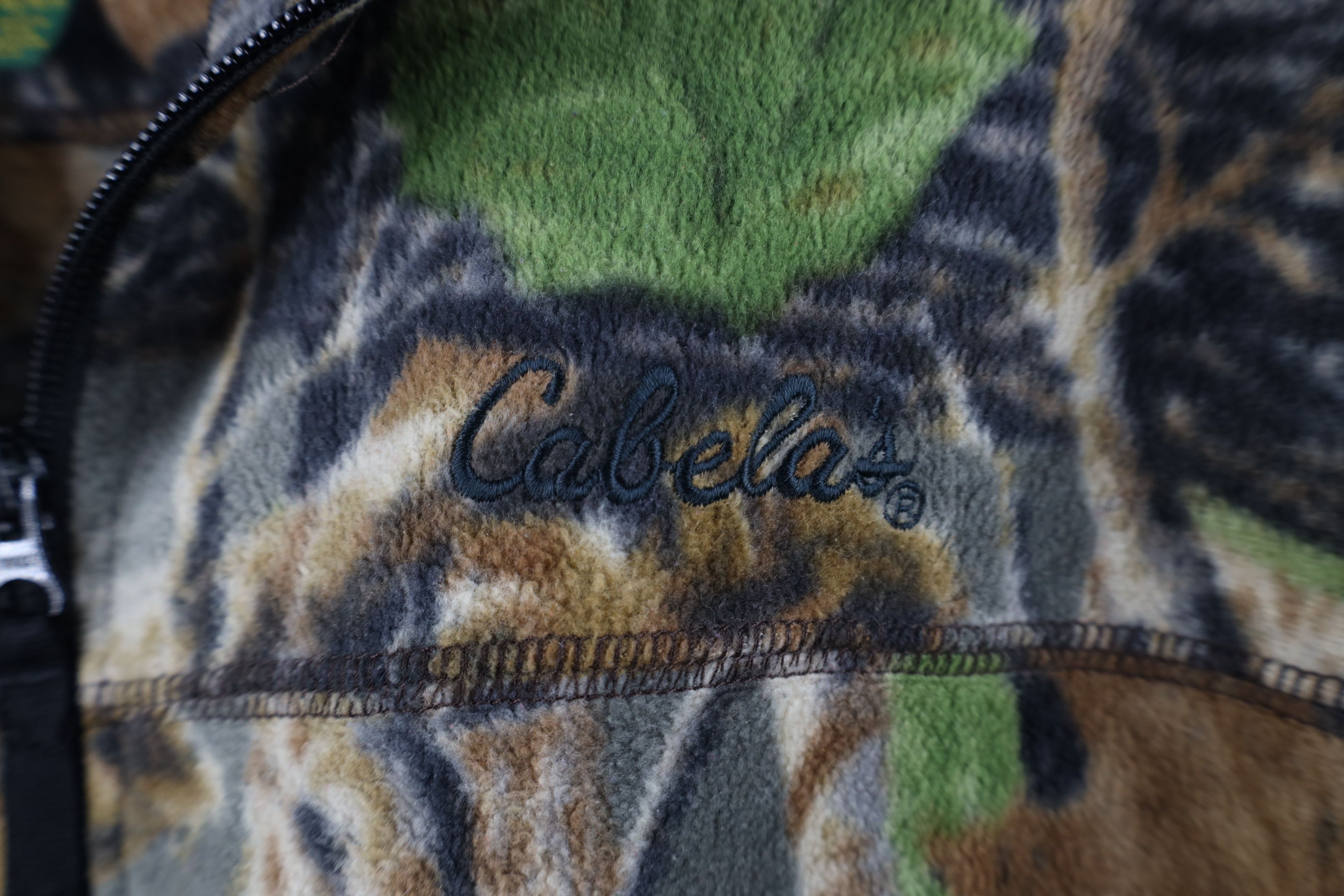 Cabelas Vintage Cabelas Spell Out Camouflage Full Zip Fleece Jacket Size US M / EU 48-50 / 2 - 4 Thumbnail
