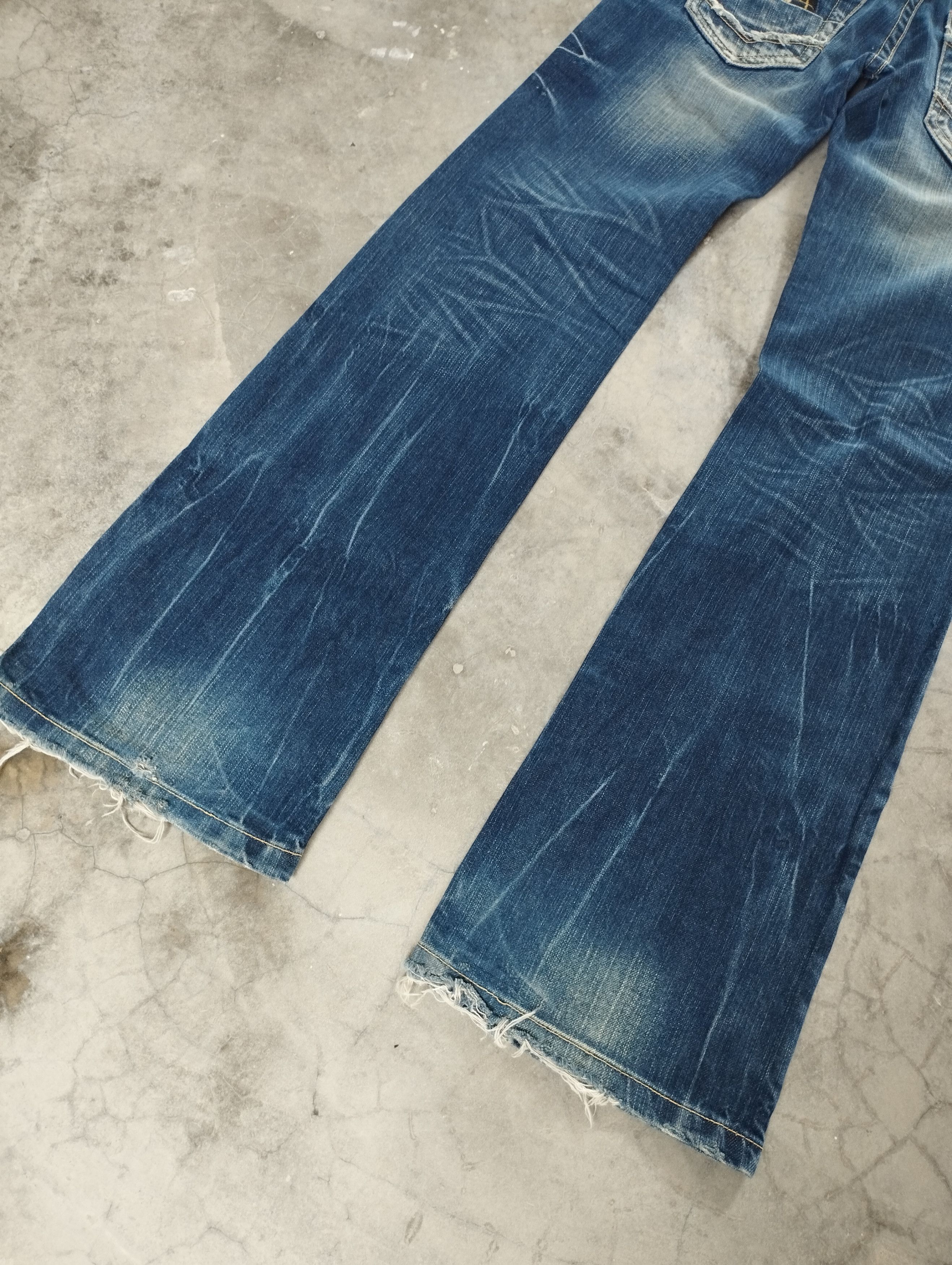 Tornado Mart Flare Jeans Japan Lightning Wash Studio RP Bootcut Jeans Size US 26 / EU 42 - 5 Thumbnail