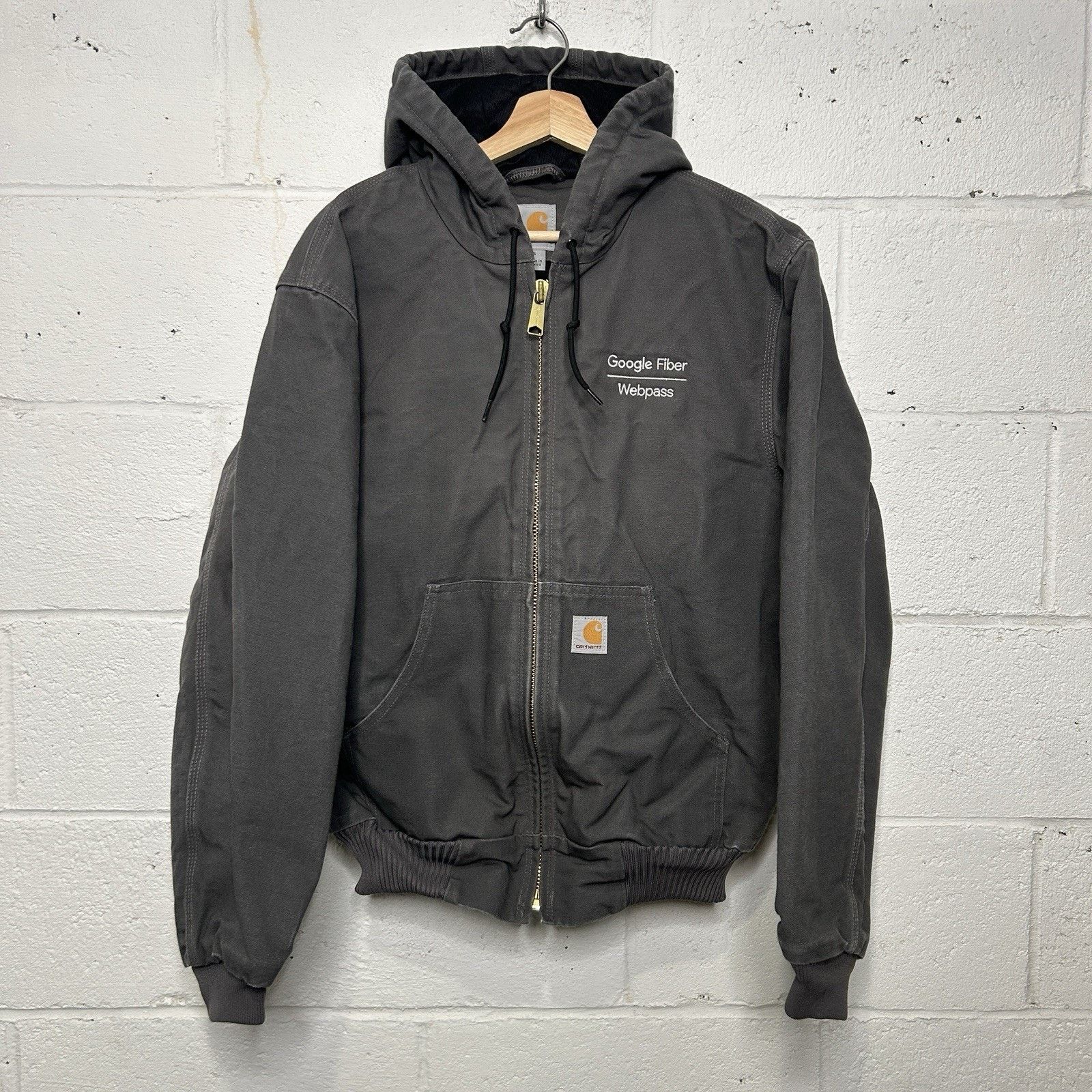 Carhartt Carhartt Quilted Hooded Active Jacket “Gravel” 103940-GVL Size US S / EU 44-46 / 1 - 1 Thumbnail
