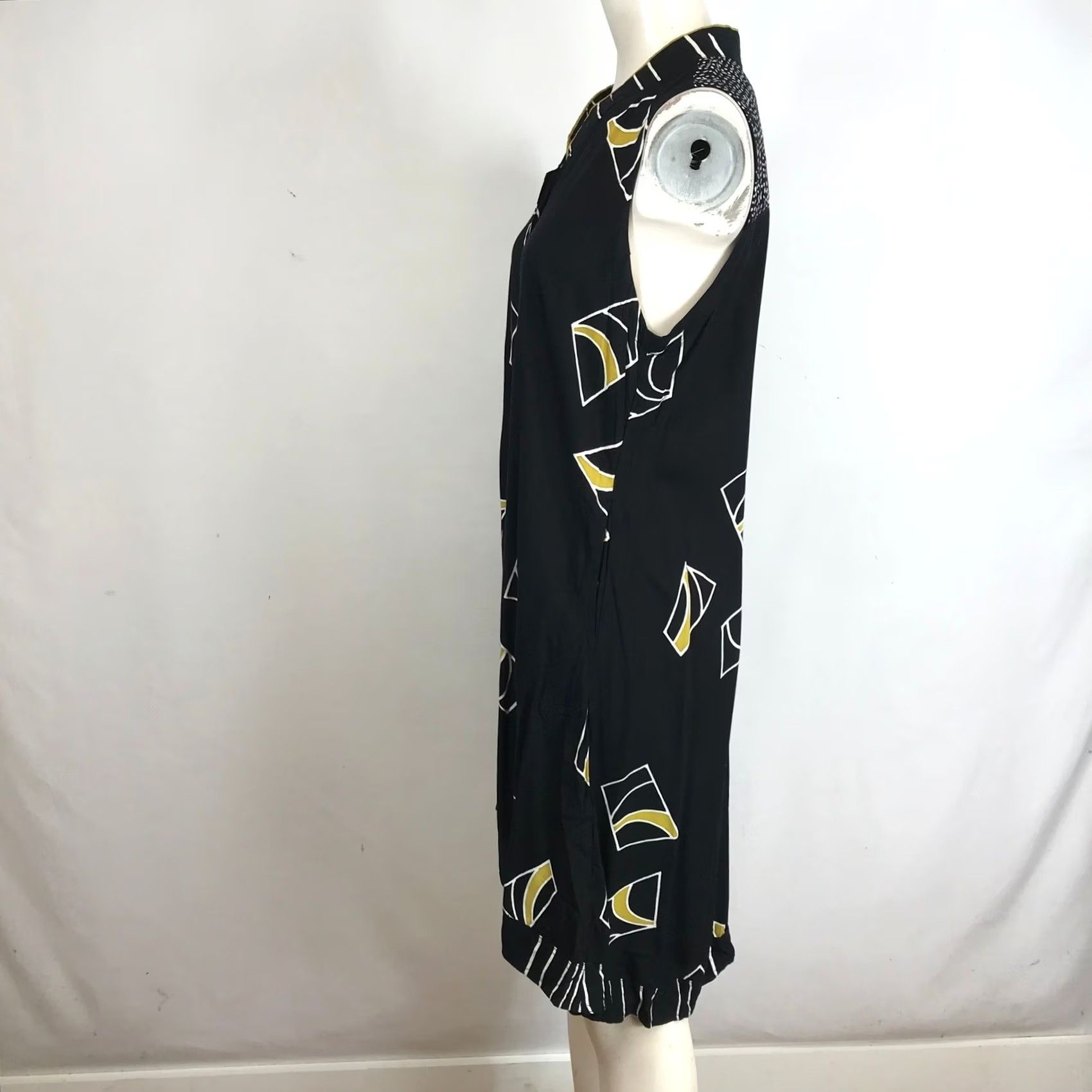 Vintage Lynz Shirt Dress Geometric Print Button Front Sleeveless Hi-Low Womens S Black Size S / US 4 / IT 40 - 6 Thumbnail