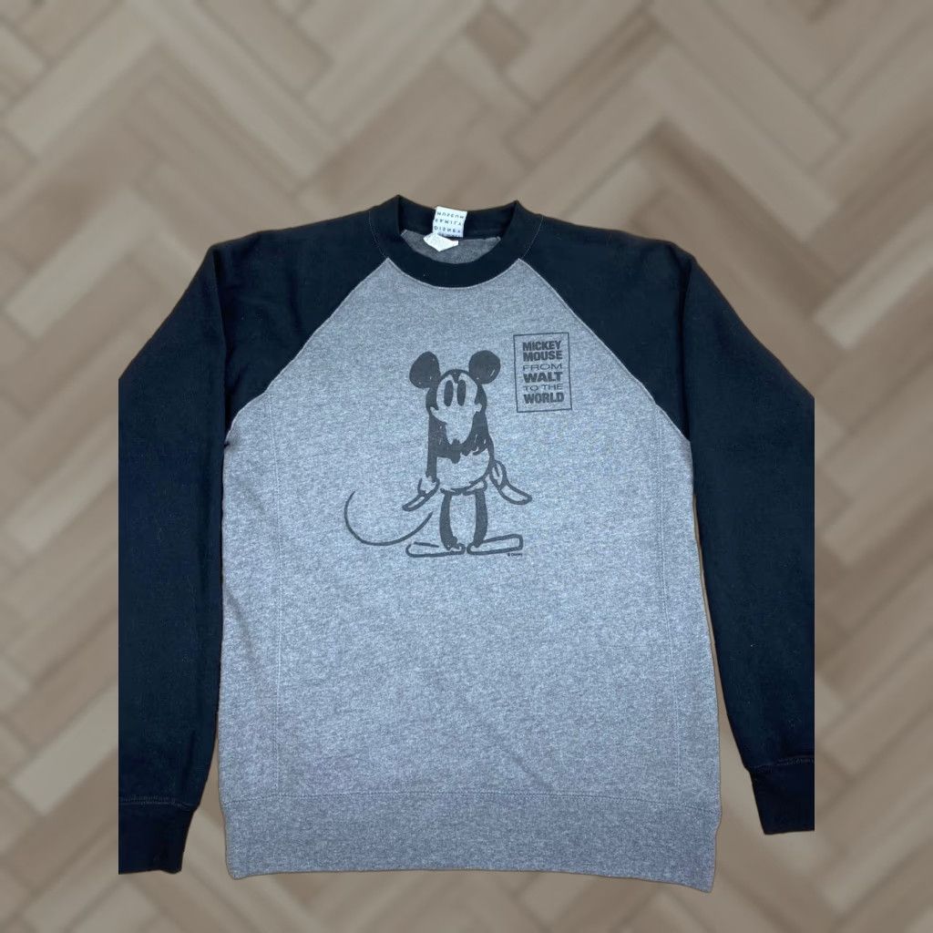 Disney **UNISEX Disney Mickey Mouse Graphic Sweatshirt Black Size XS** User: **Unisex Disney Mickey Mouse Graphic Sweatshirt Black Size XS** Size US XS / EU 42 / 0 - 1 Thumbnail
