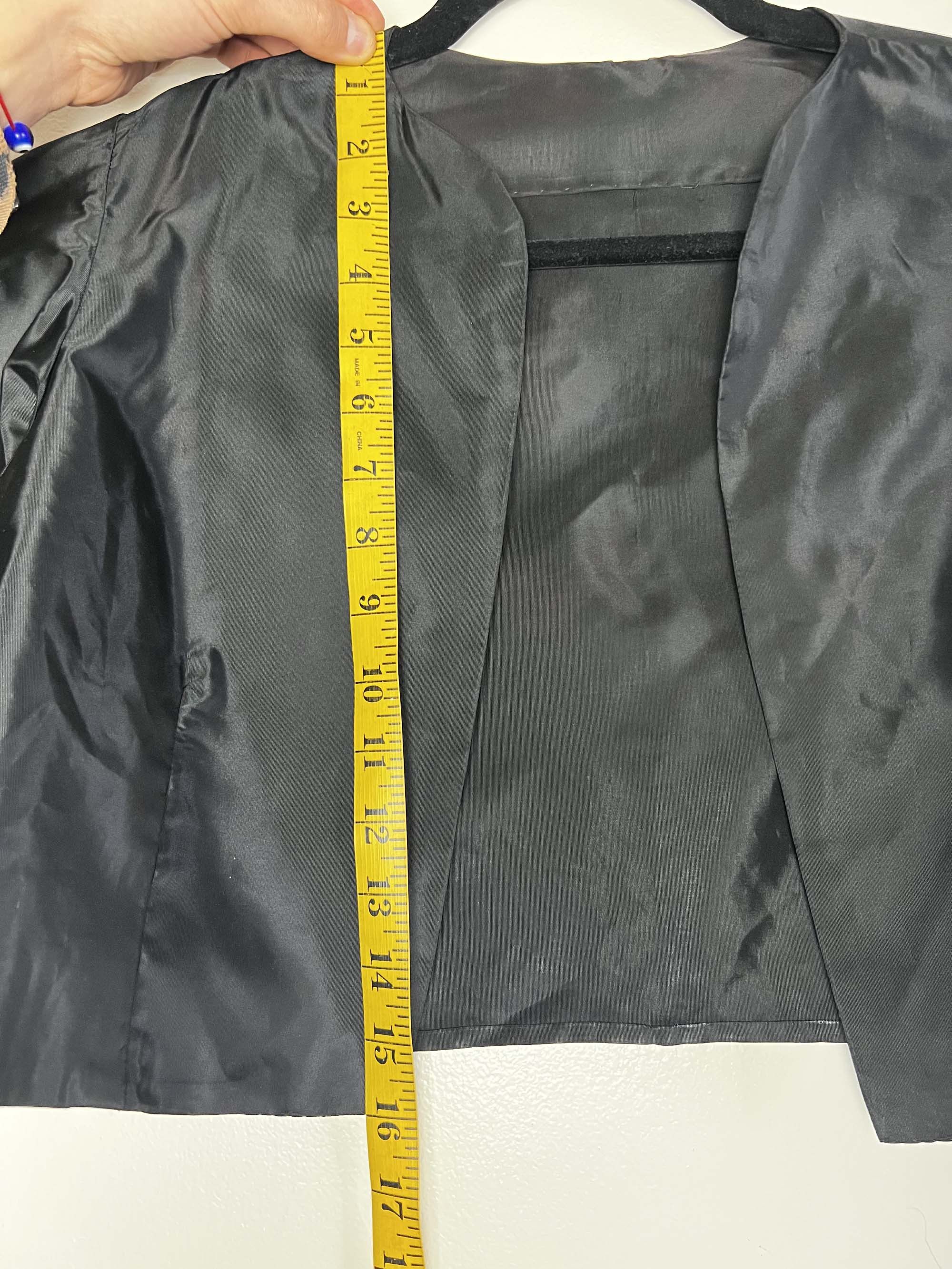 Vintage Vintage 1950s-1960s Black Short Puffy Cropped Bolero Jacket Size L / US 10 / IT 46 - 11 Thumbnail