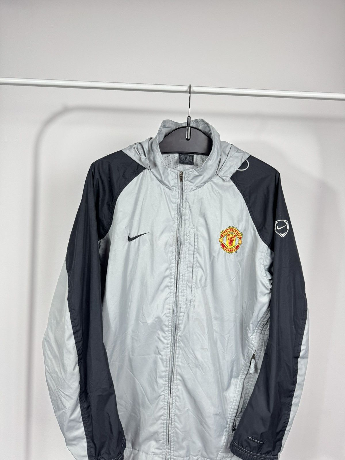 Nike Vintage Nike Manchester United Windbreaker Jacket Grey M Size US M / EU 48-50 / 2 - 2 Thumbnail
