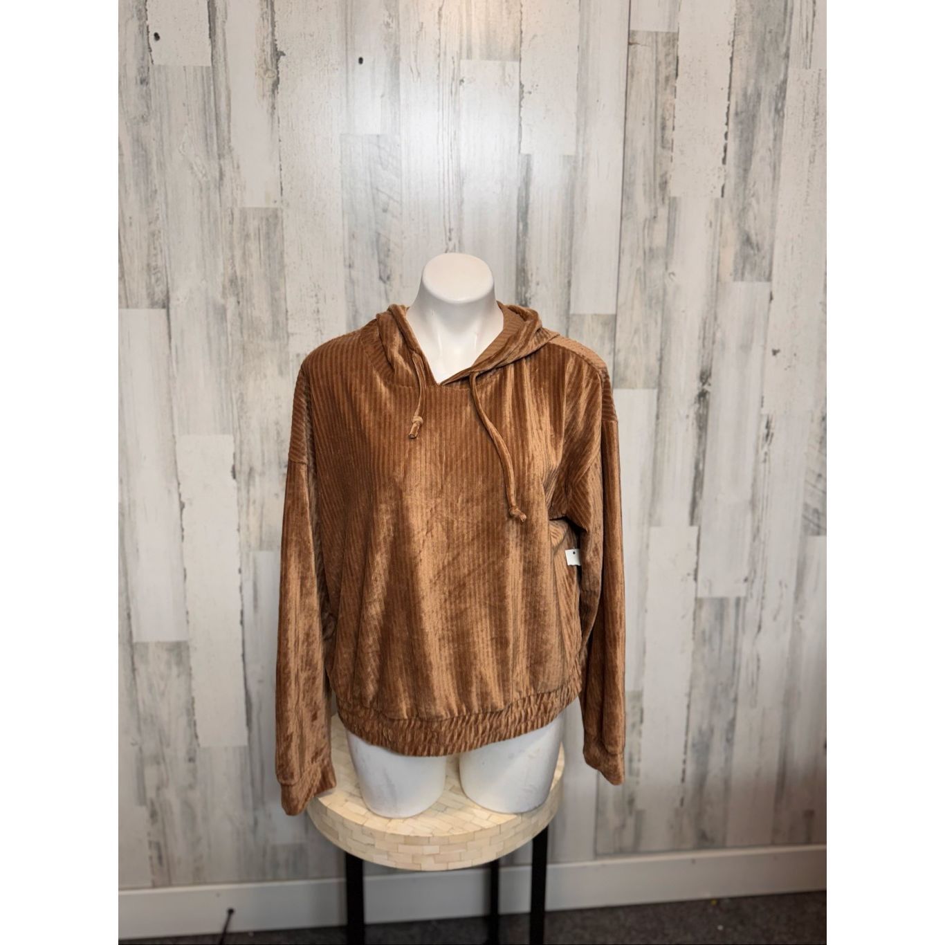 Other No Boundaries Tan Velour Hoodie XXL 19 | Cozy Soft Ribbed Pullover | Plus Size Loungewear Size XXL / US 16-18 / IT 52-54 - 1 Thumbnail