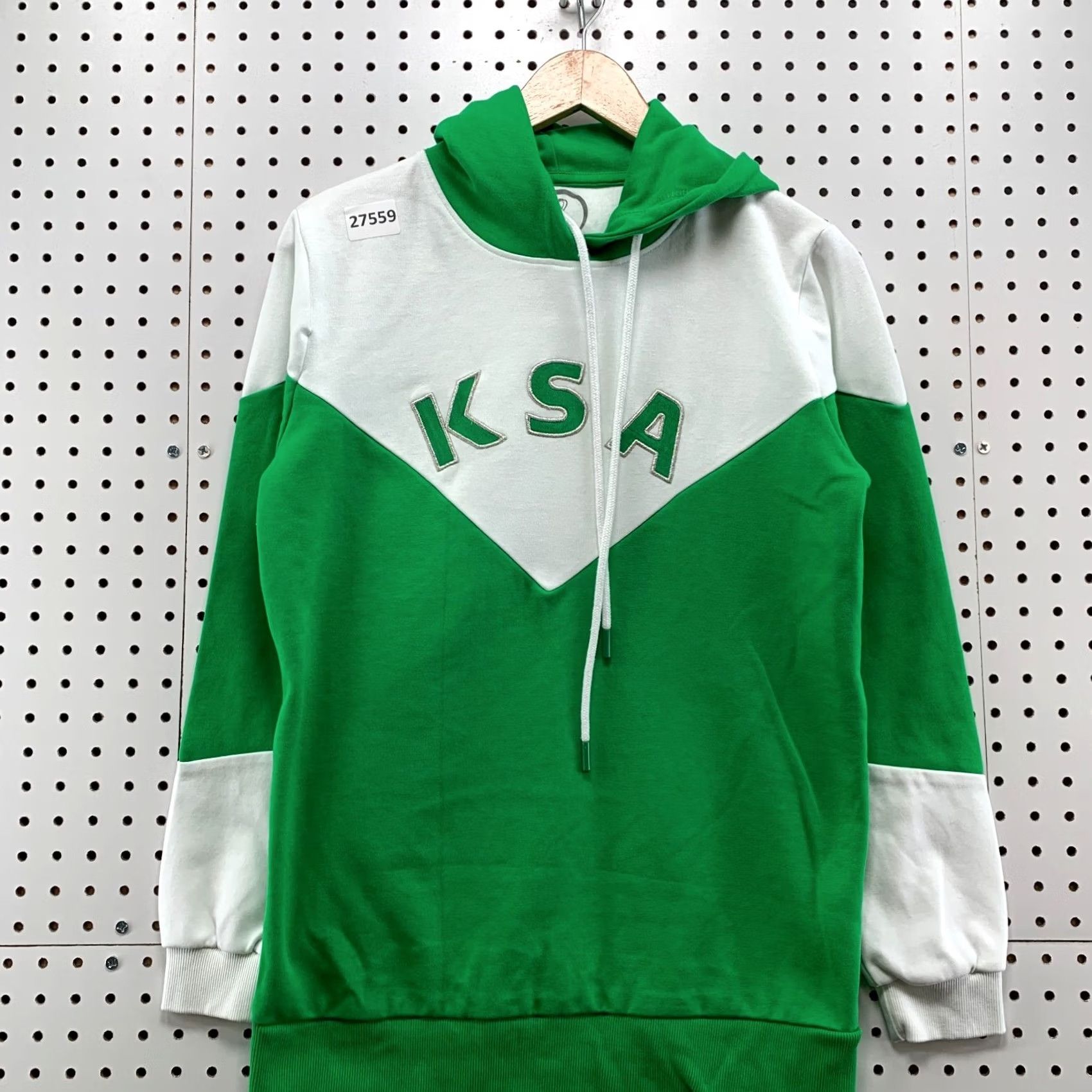 Vintage FIFA World Cup 2022 Saudi Arabia Hooded Sweatshirt Small Green White Mens Size US S / EU 44-46 / 1 - 3 Thumbnail