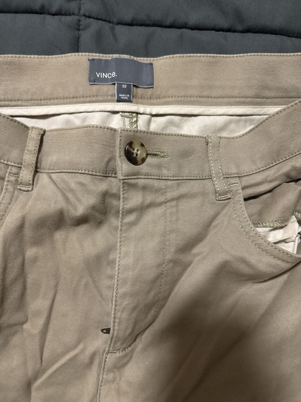 Vince Vince Khaki Chinos 32 Size US 32 / EU 48 - 2 Thumbnail