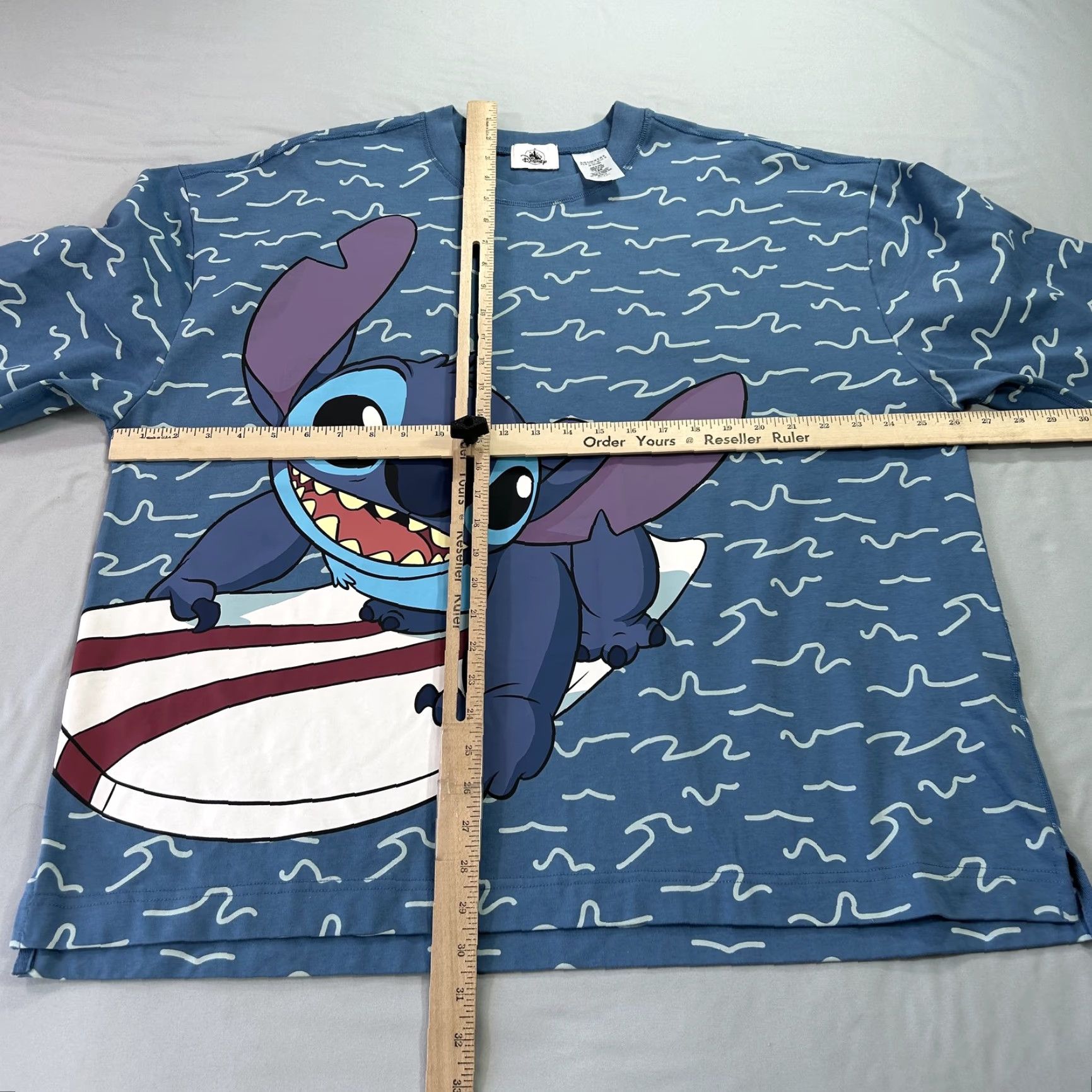 Disney Disney Stitch Sweatshirt Mens XL Blue Disneyland Resort Surfer Graphic Pullover Size US XL / EU 56 / 4 - 5 Thumbnail
