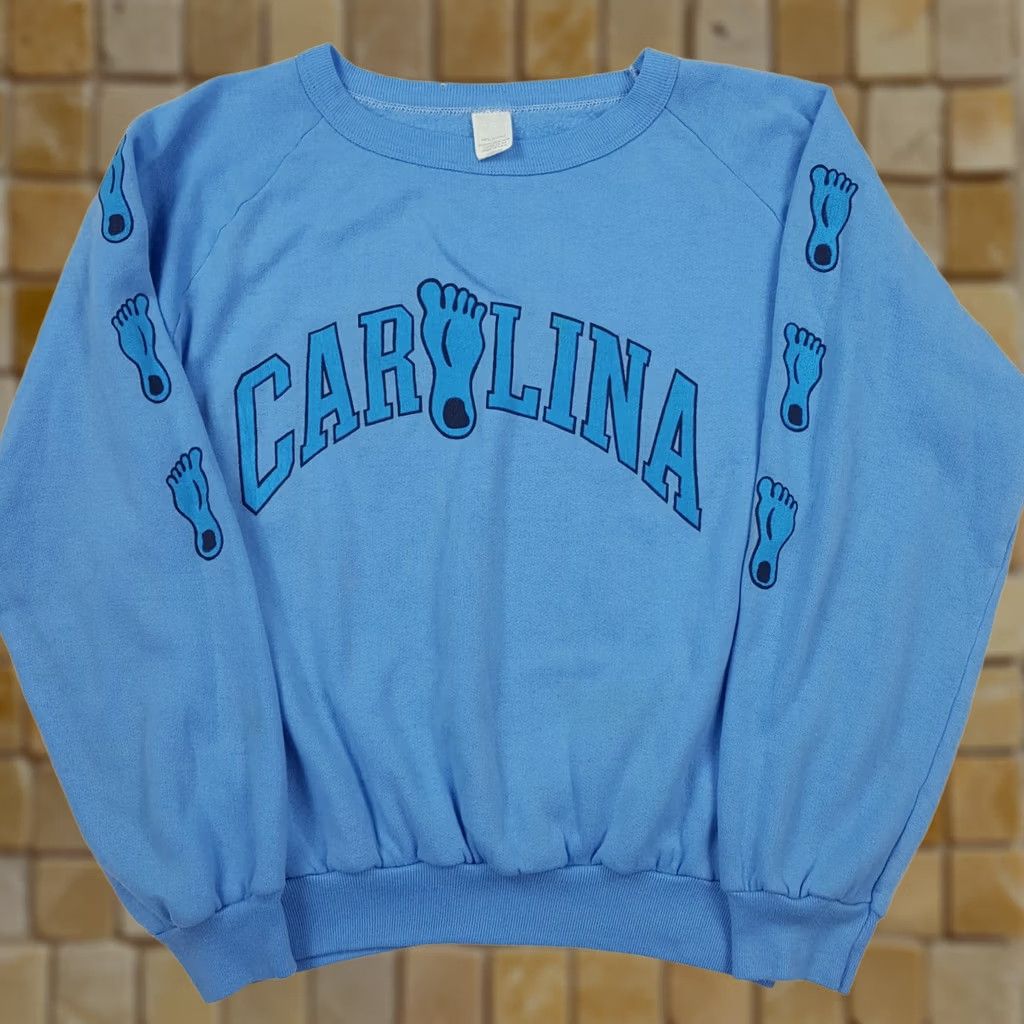 Vintage VINTAGE North Carolina Tar Heels NCAA Crewneck Sweatshirt S Blue 80s Basketball Womens/Unisex Size US S / EU 44-46 / 1 - 1 Thumbnail