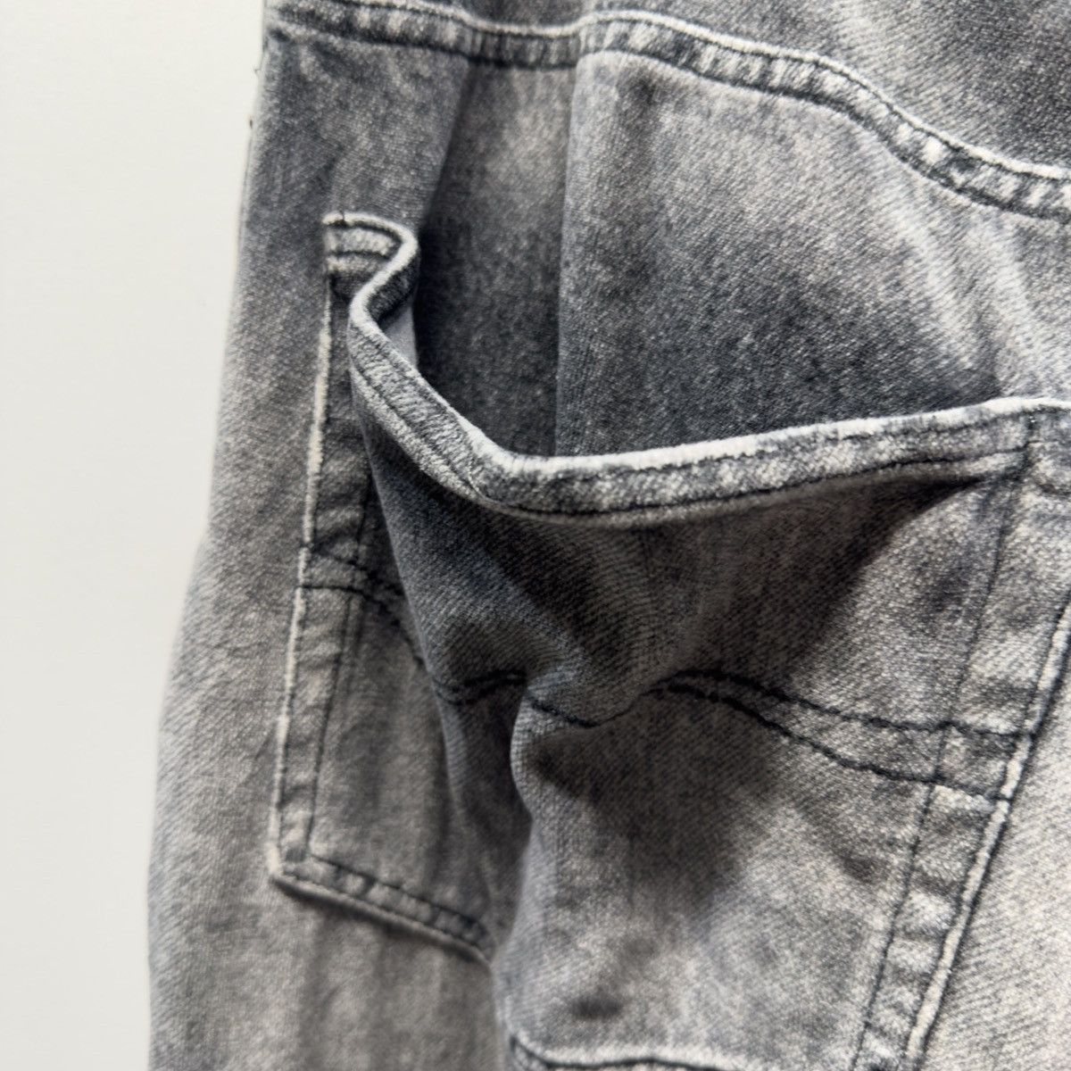 Balenciaga Balenciaga Winter 2021 Tromp L'oeil Sweatpants Black Demna Size US 33 - 11 Thumbnail