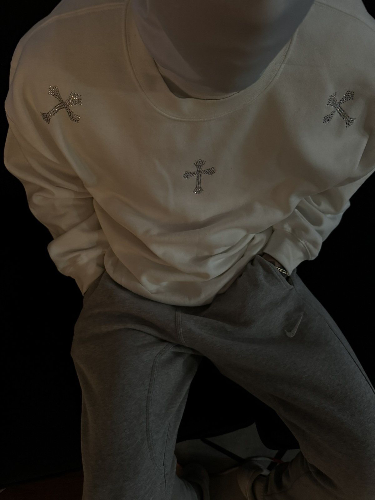 Vintage Rhinestones Crosses Crewshirt Crewneck Sweatshirt Size US S / EU 44-46 / 1 - 2 Thumbnail