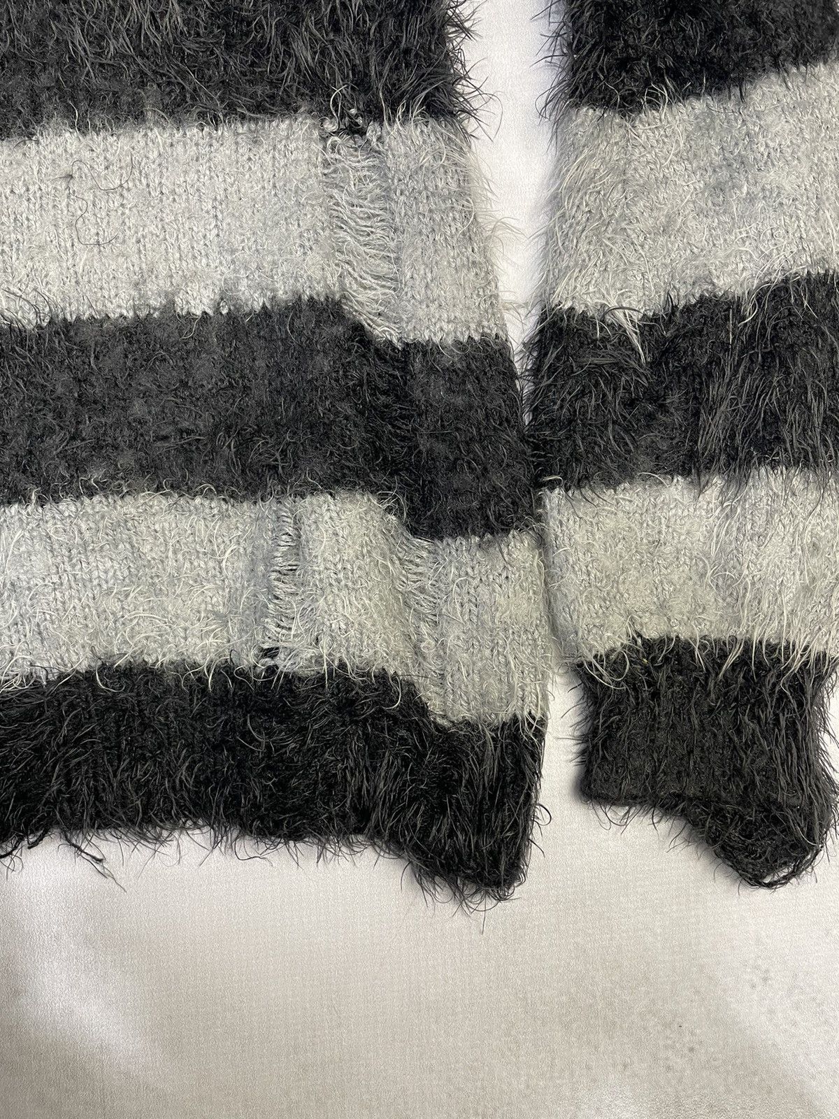 Japanese Brand 2000s Anap Grunge Distressed Fuzzy Sweater Size US M / EU 48-50 / 2 - 8 Thumbnail