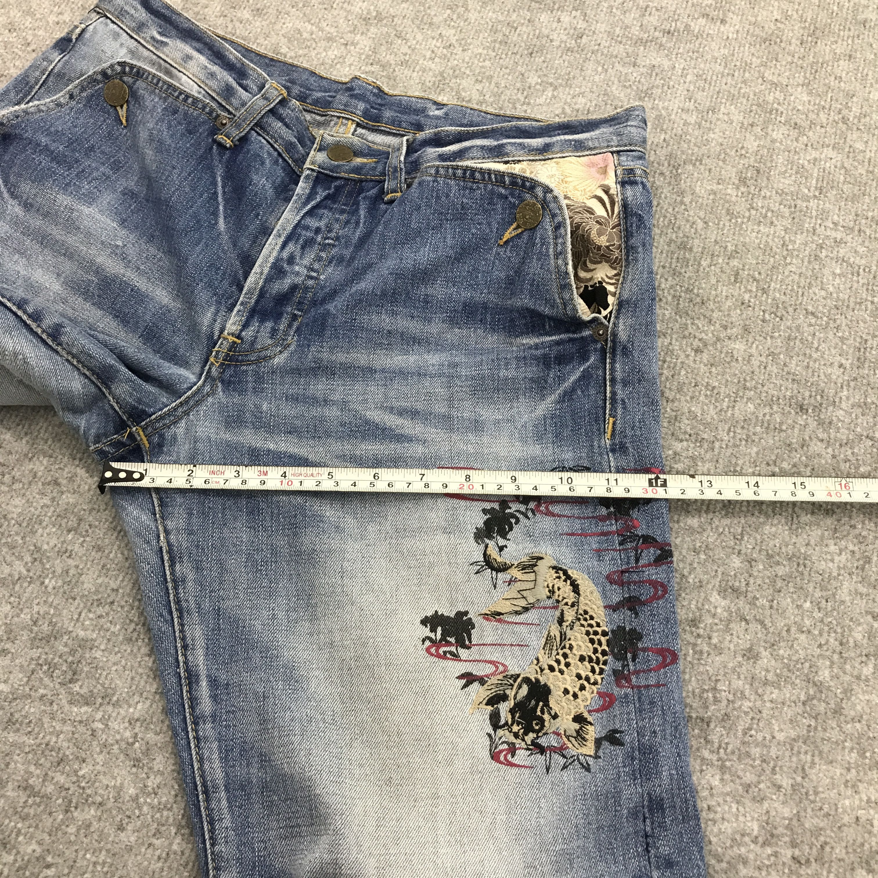 Japanese Brand JAPAN EMBROIDERY FISH DISTRESSED PANTS Size US 31 - 9 Thumbnail
