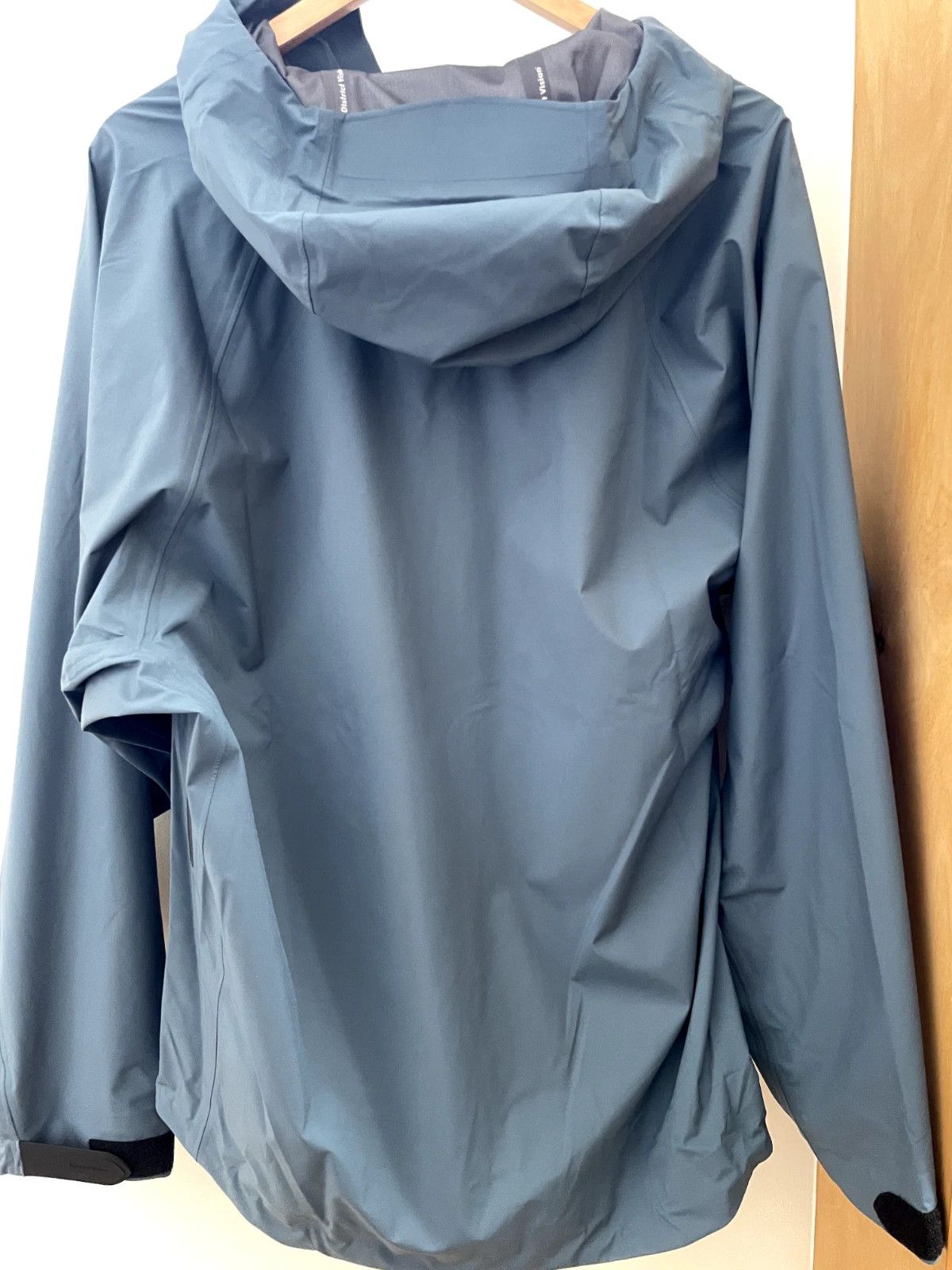 District Vision district vision 3-layer waterproof shell large slate blue Size US L / EU 52-54 / 3 - 2 Thumbnail
