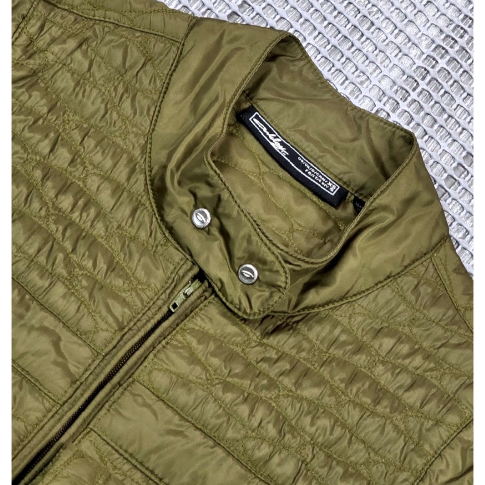 Oakley Oakley Moto Biker Jacket Full Zip Quilted Micro Puffer Olive Pink Womens XS Size XS / US 0-2 / IT 36-38 - 6 Thumbnail