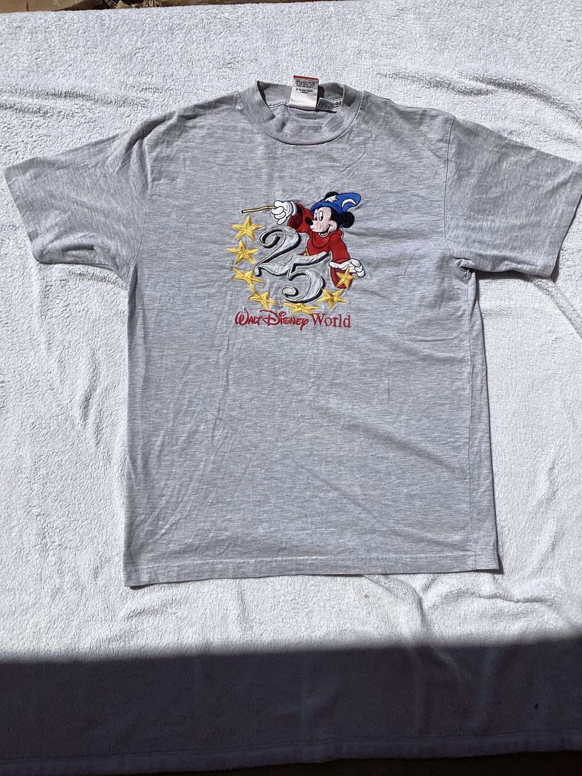 Disney × Vintage Vtg Y2K Walt Disney 25th anniversary Mickey Mouse wizard Tee Size US L / EU 52-54 / 3 - 1 Thumbnail